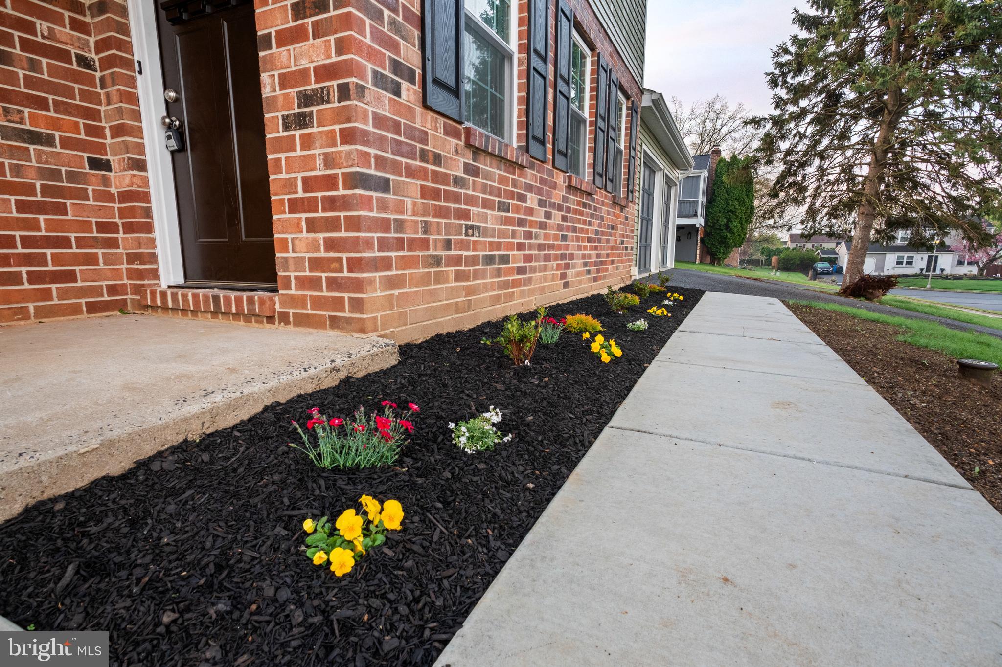 FOX CHASE - Residential