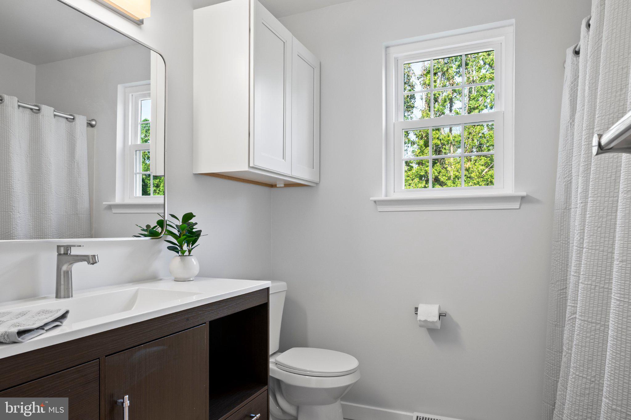 FOX CHASE - Residential