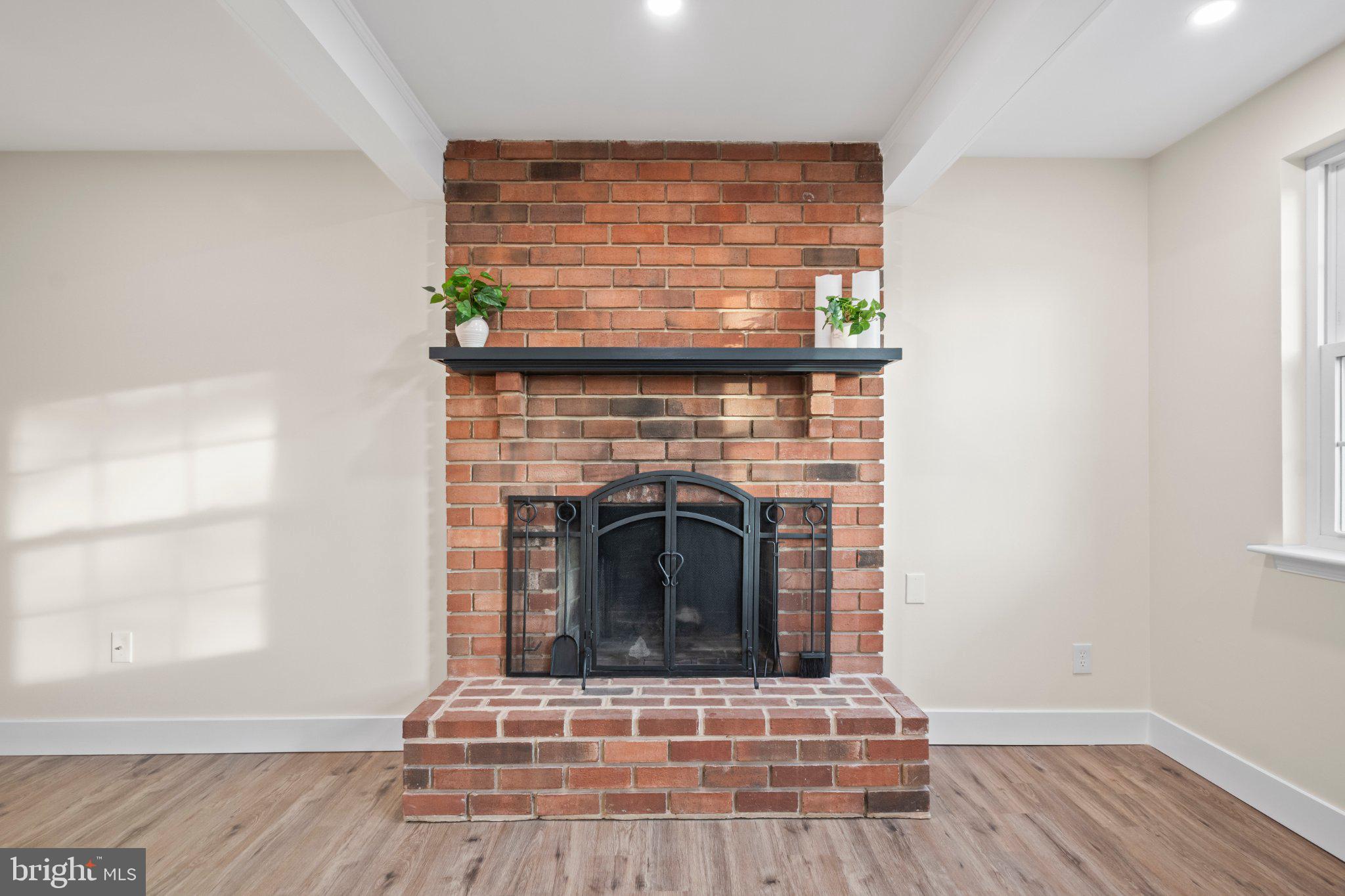 FOX CHASE - Residential