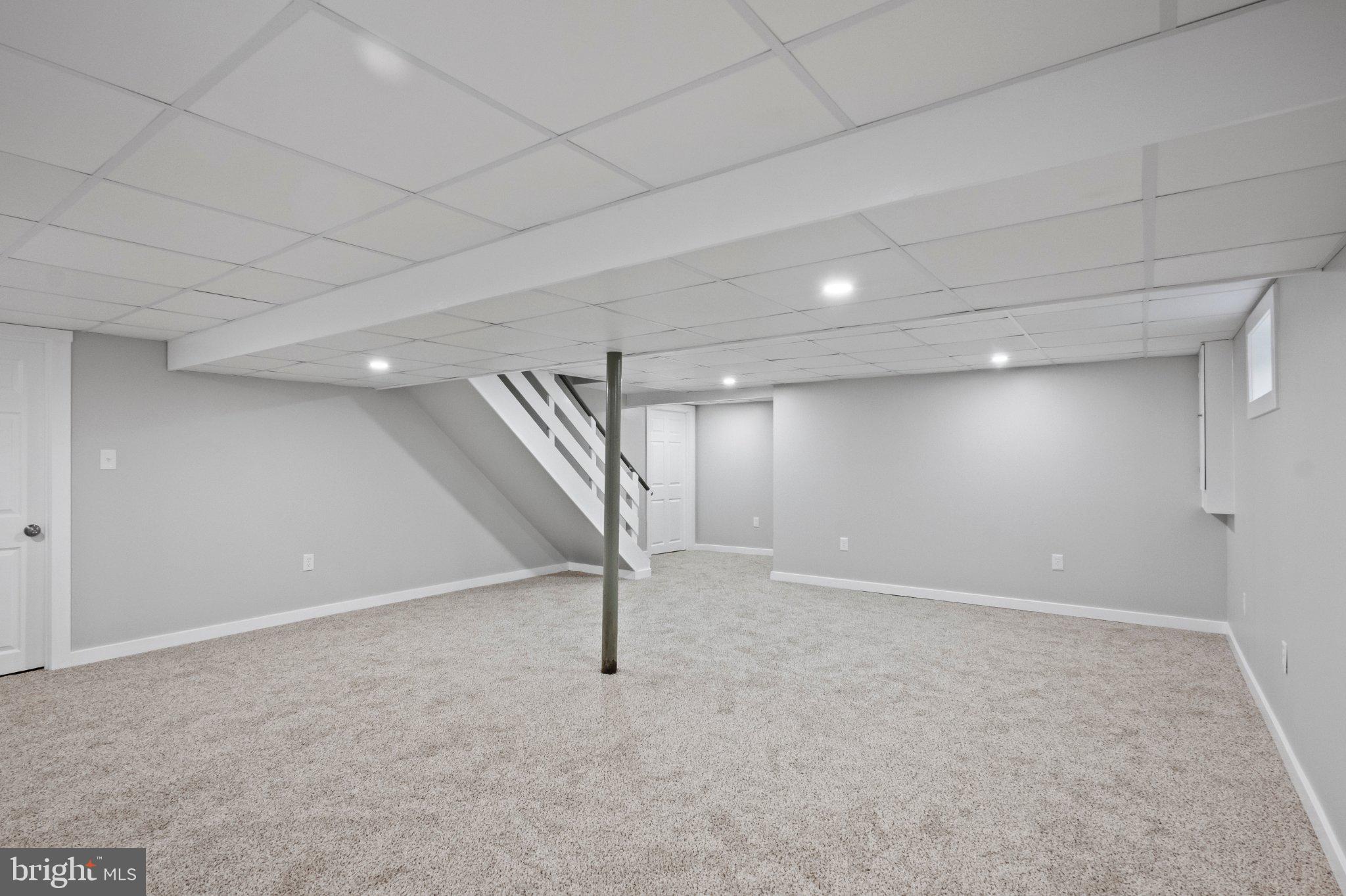 FOX CHASE - Residential