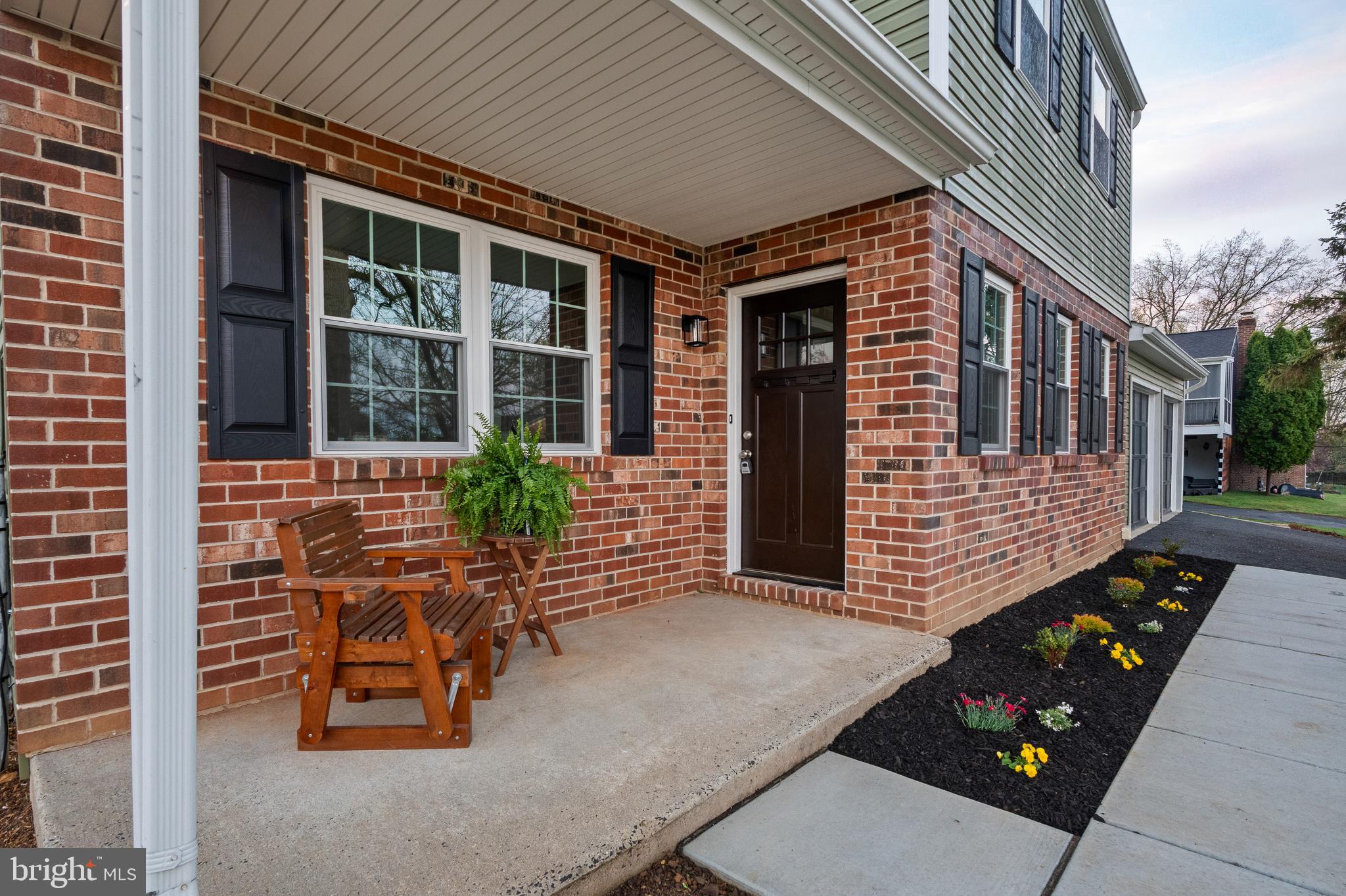 FOX CHASE - Residential