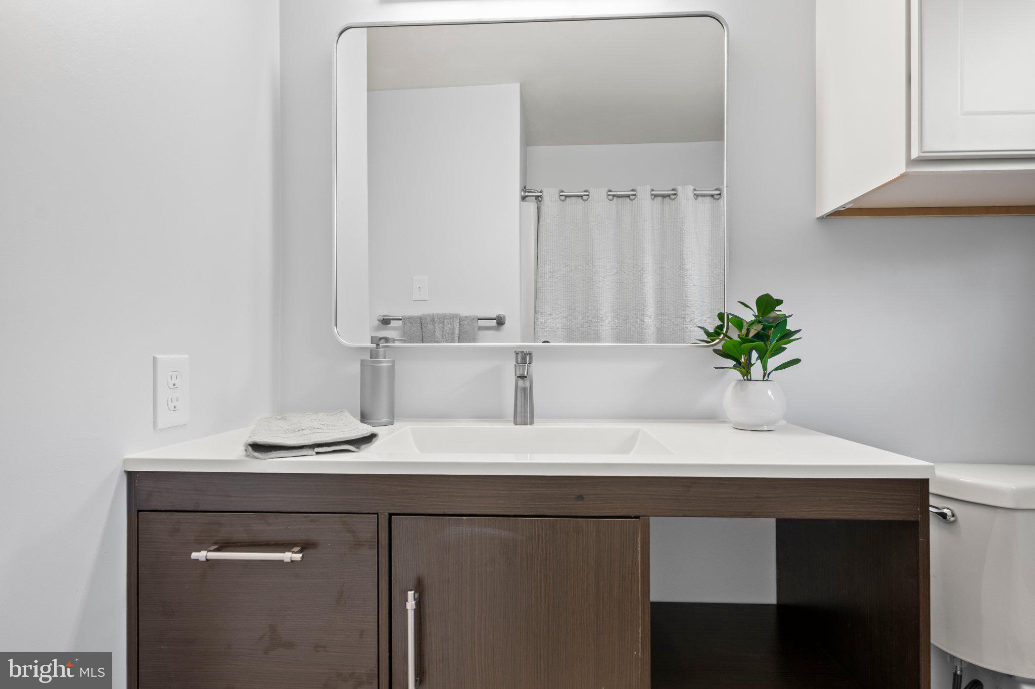 FOX CHASE - Residential