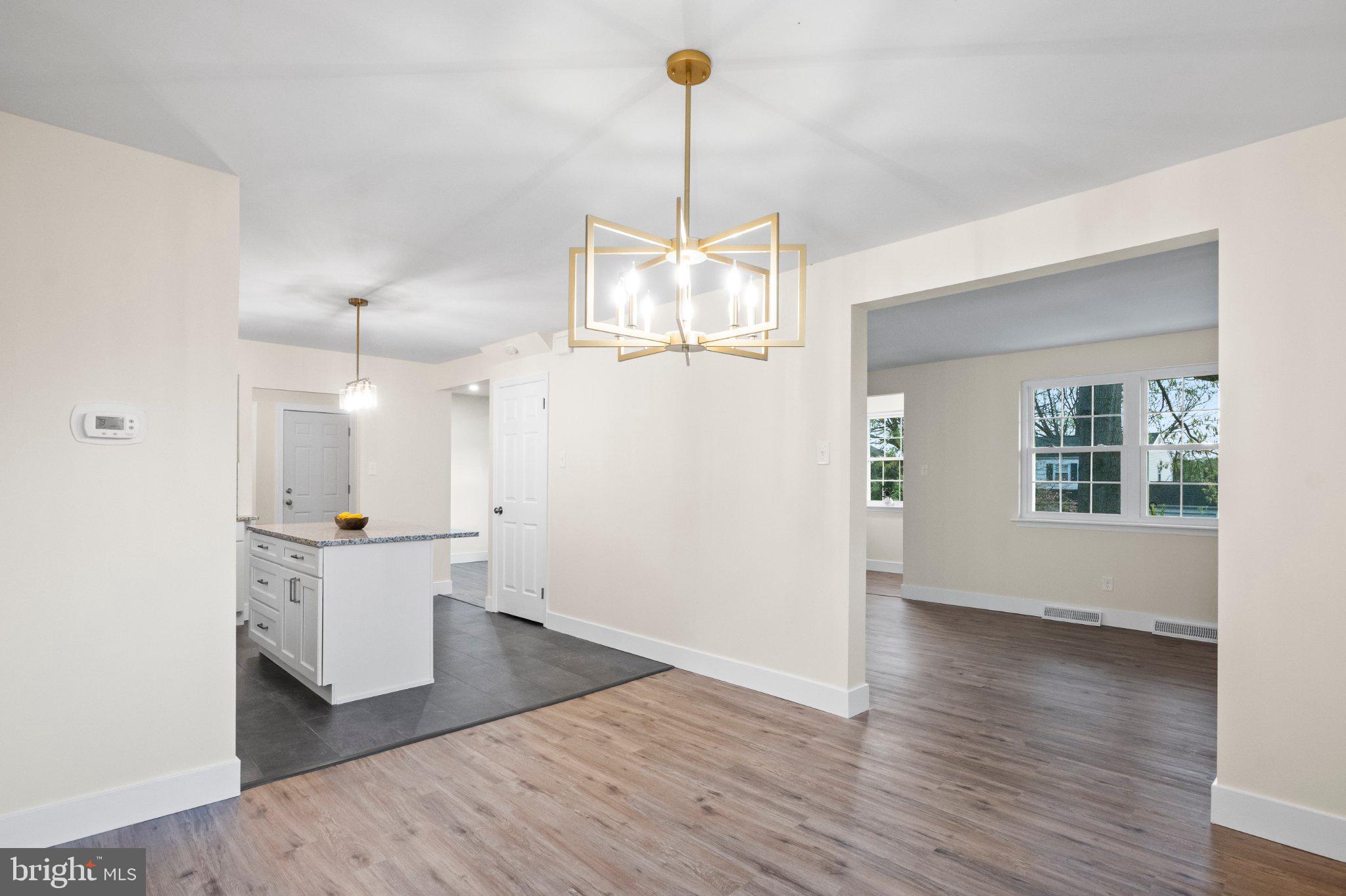 FOX CHASE - Residential