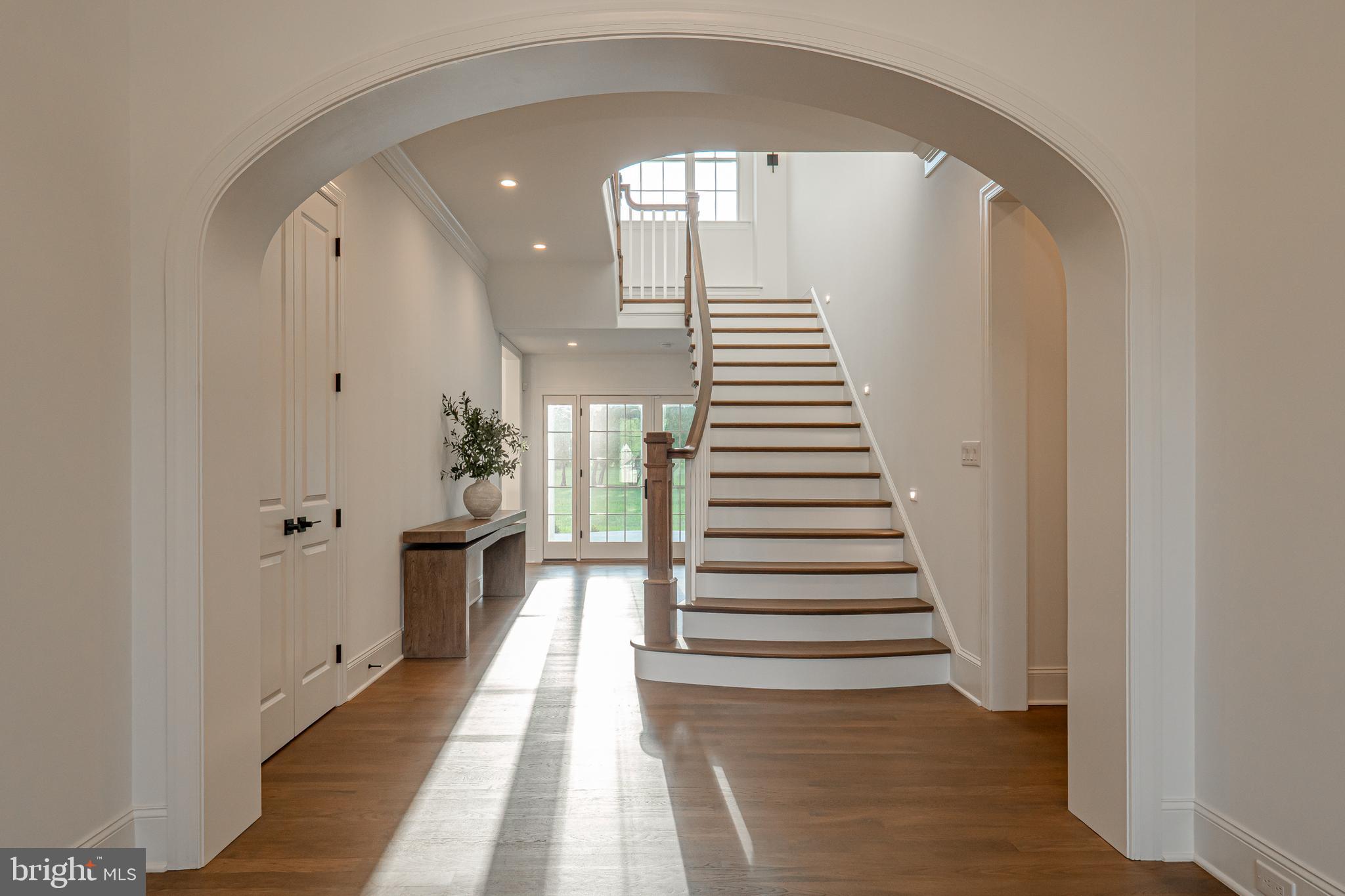 32 OAKLAND RD