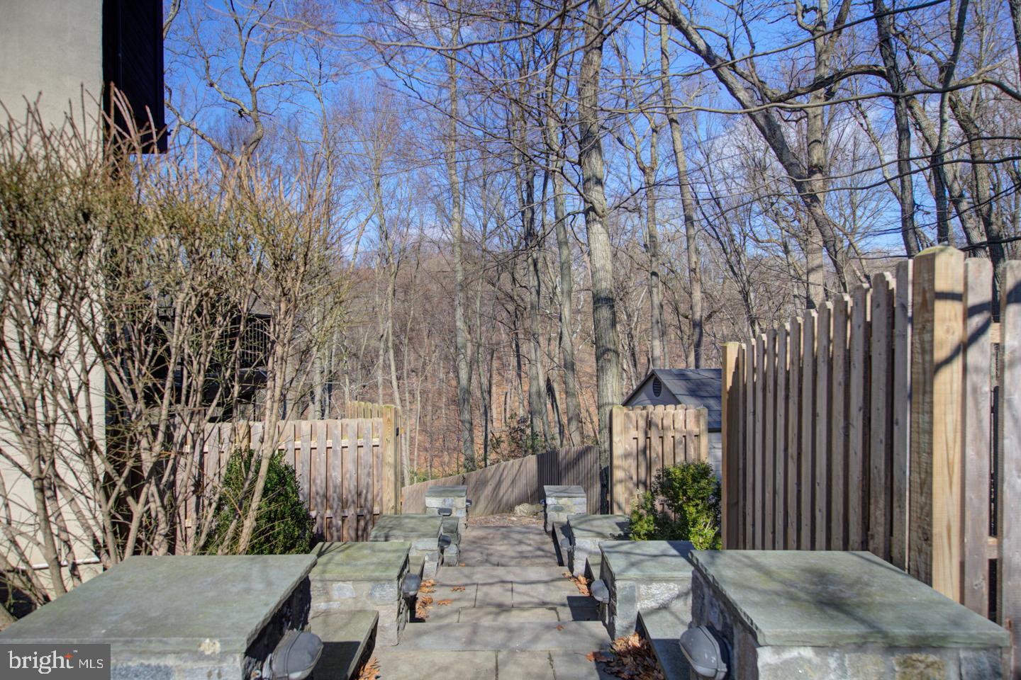 CHESTNUT HILL - Residential