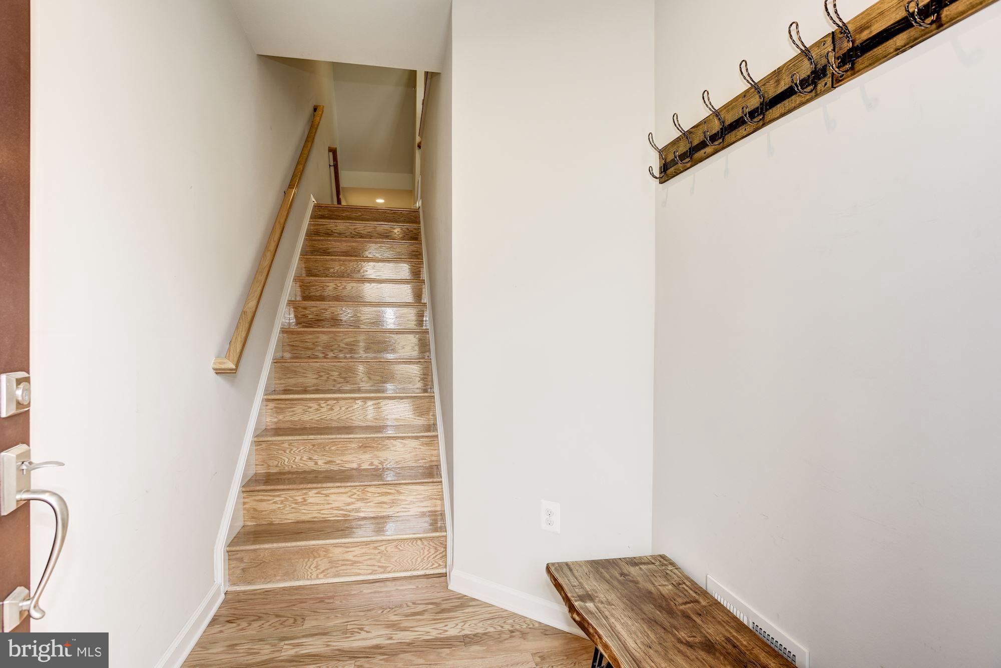 LOUDOUN VALLEY ESTATES - Residential