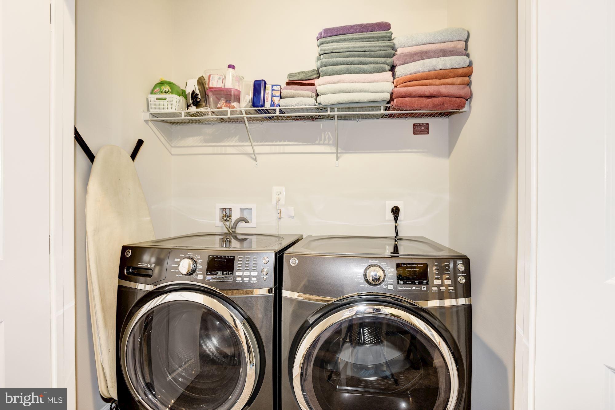 LOUDOUN VALLEY ESTATES - Residential