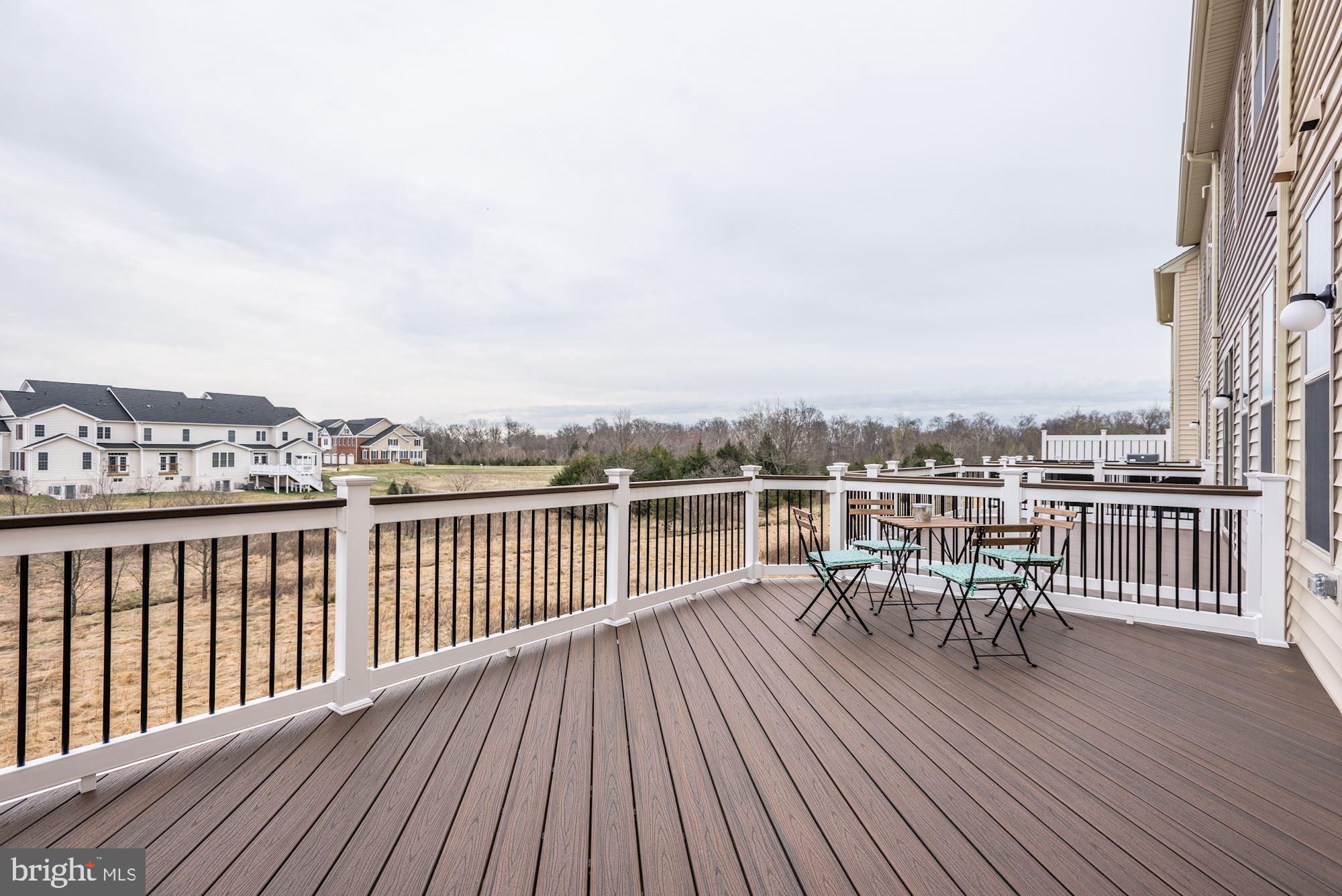 LOUDOUN VALLEY ESTATES - Residential