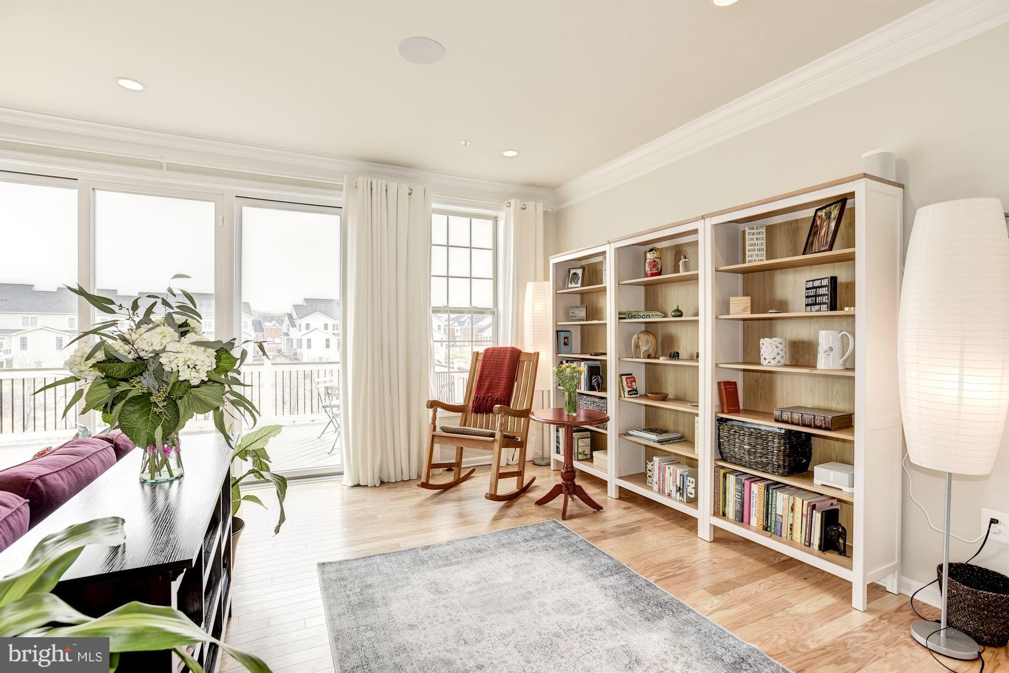 LOUDOUN VALLEY ESTATES - Residential