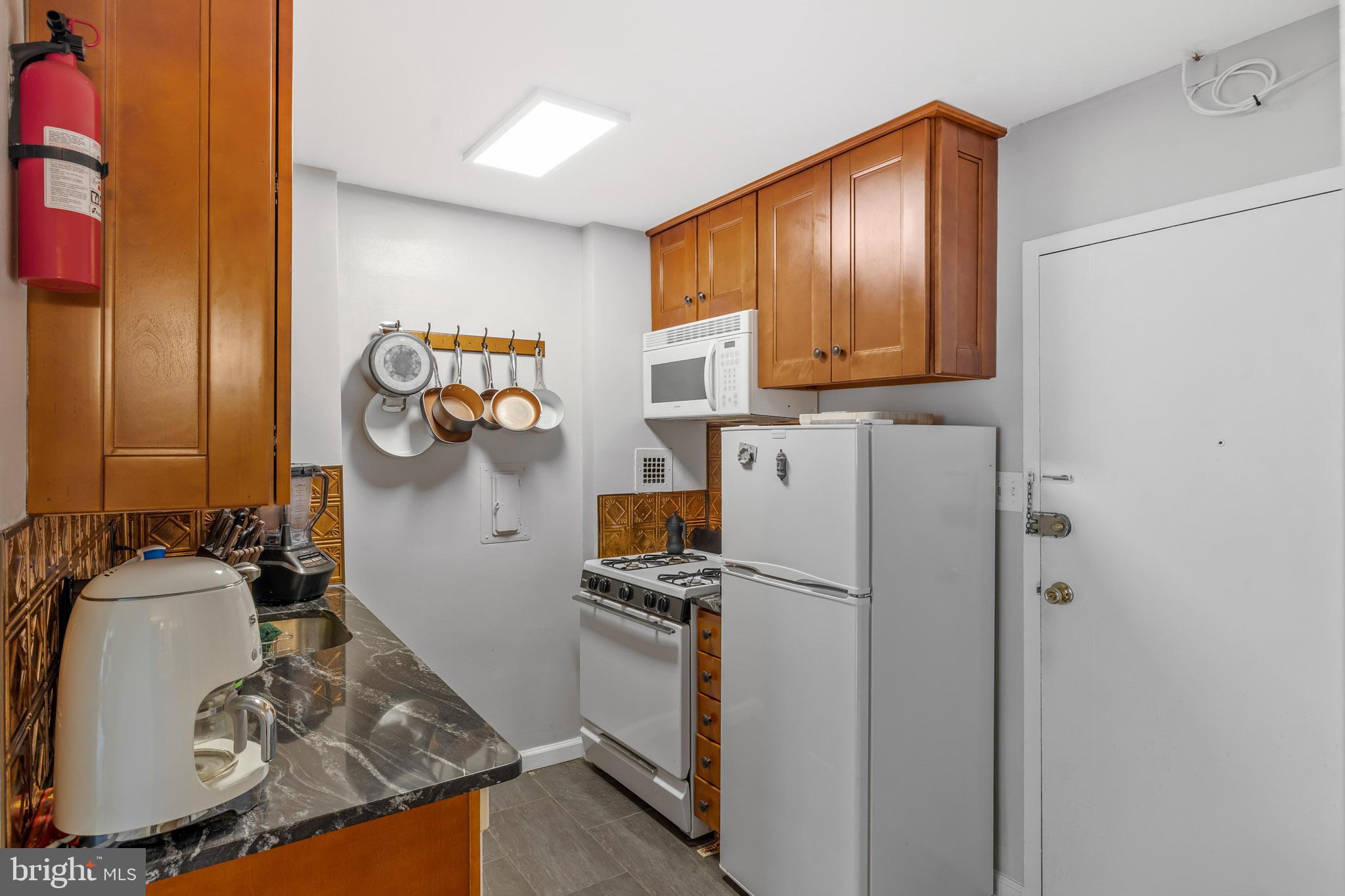 922 24TH STREET NW 414