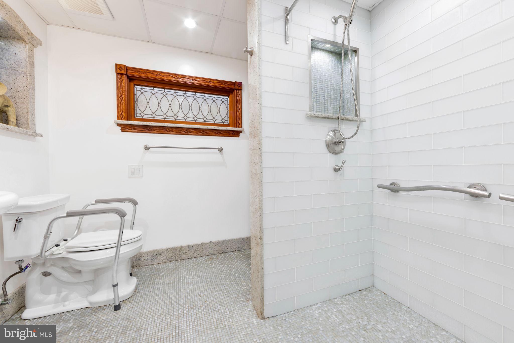 RAINTREE - Residential