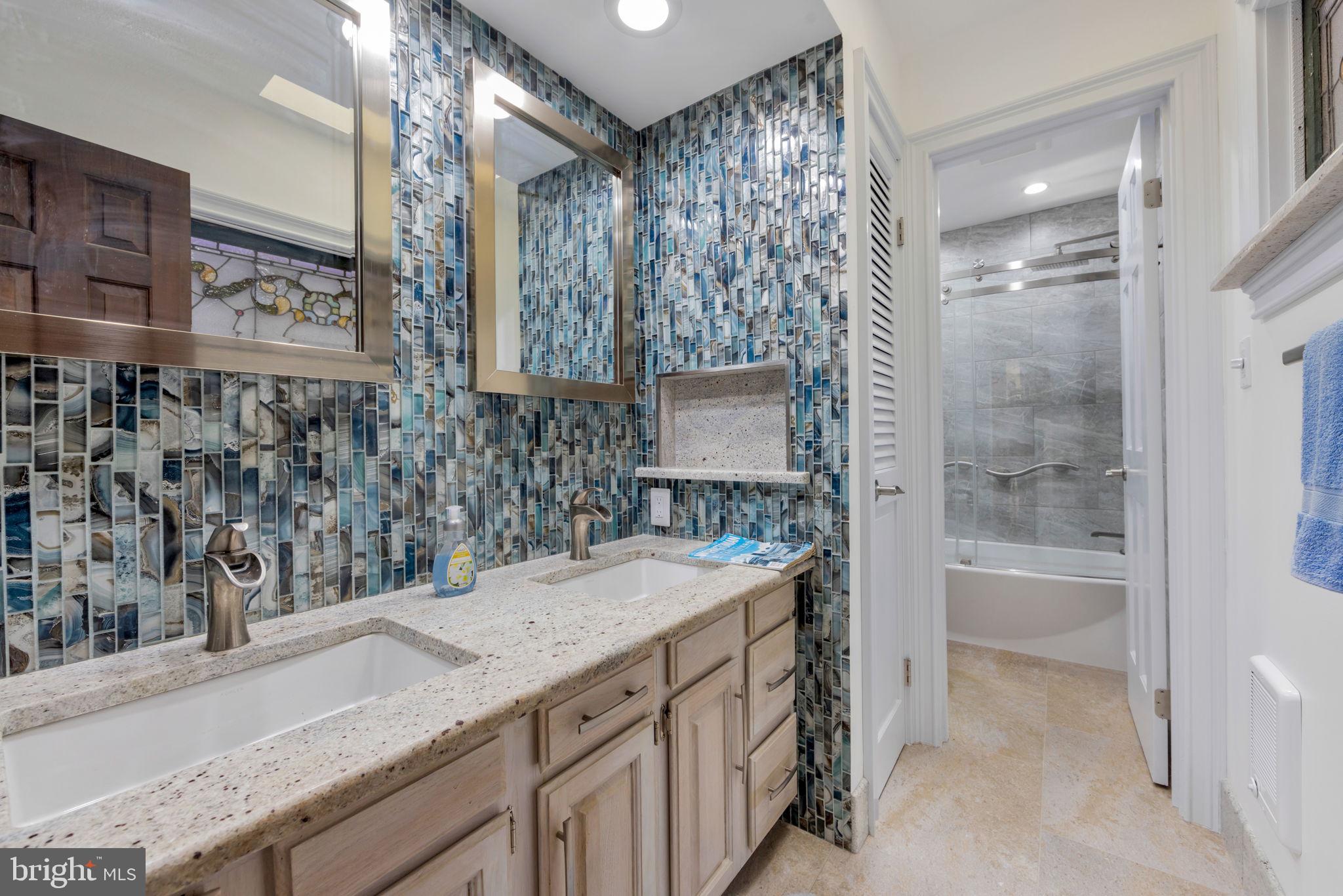 RAINTREE - Residential