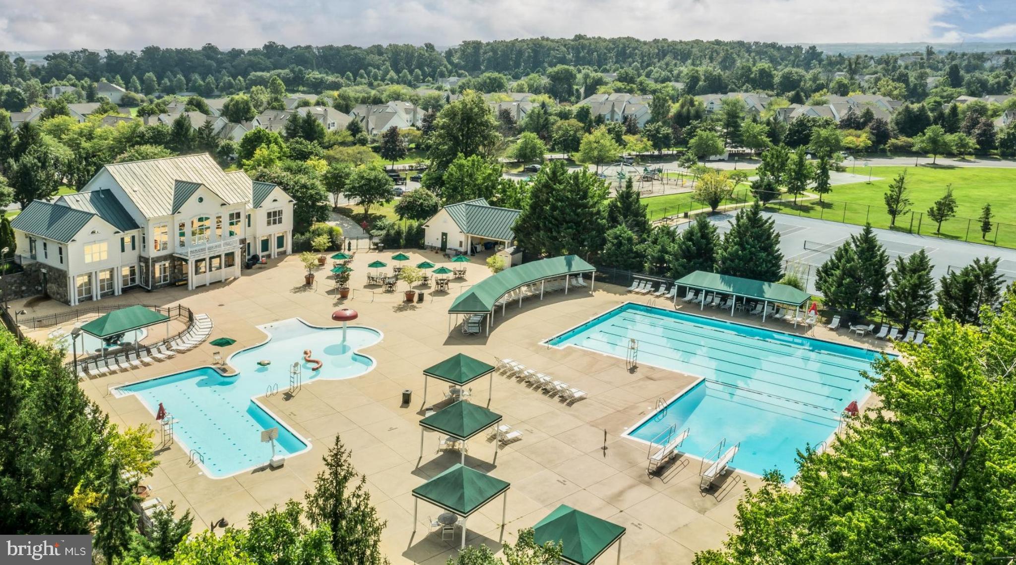 BELMONT COUNTRY CLUB - Residential Lease