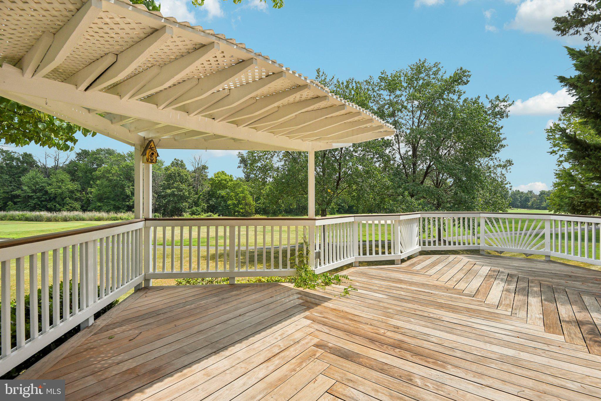 BELMONT COUNTRY CLUB - Residential Lease