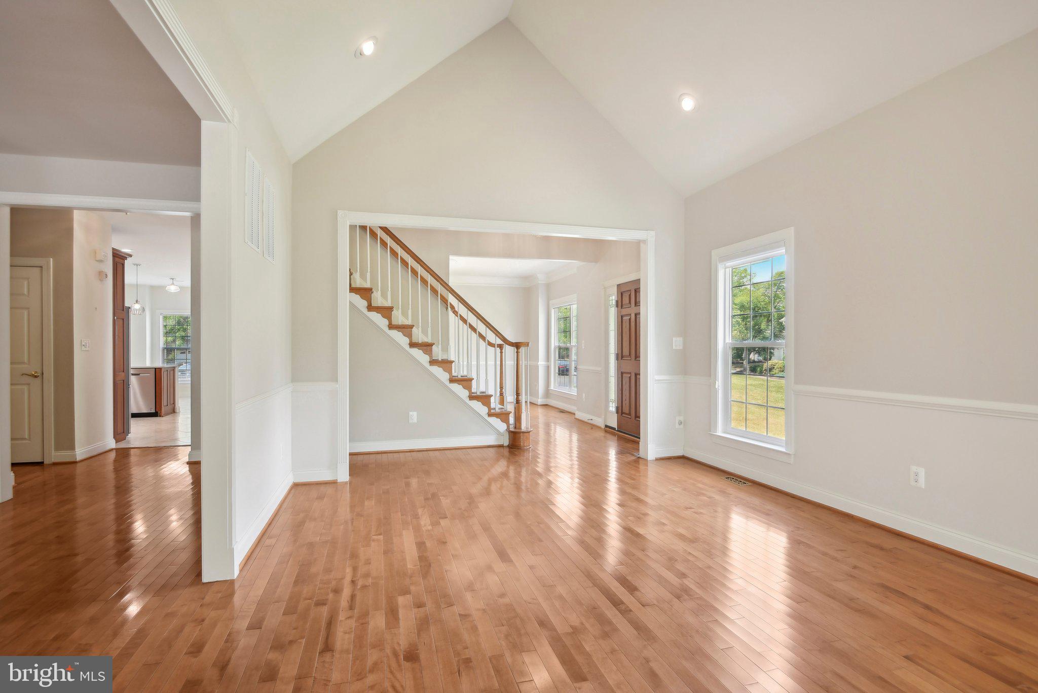 BELMONT COUNTRY CLUB - Residential Lease