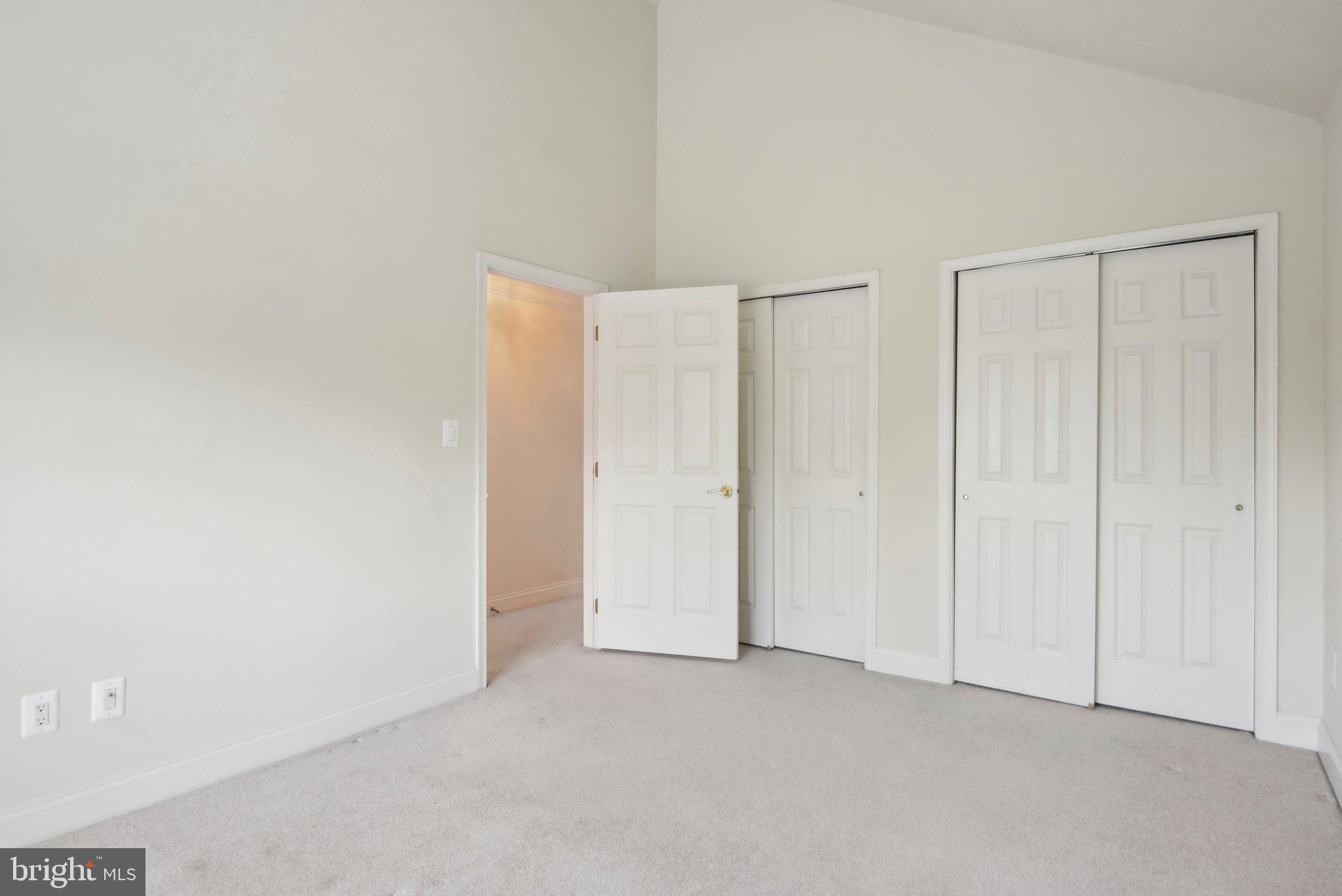 BELMONT COUNTRY CLUB - Residential Lease