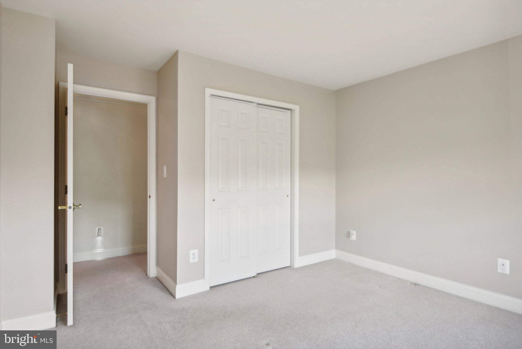 BELMONT COUNTRY CLUB - Residential Lease