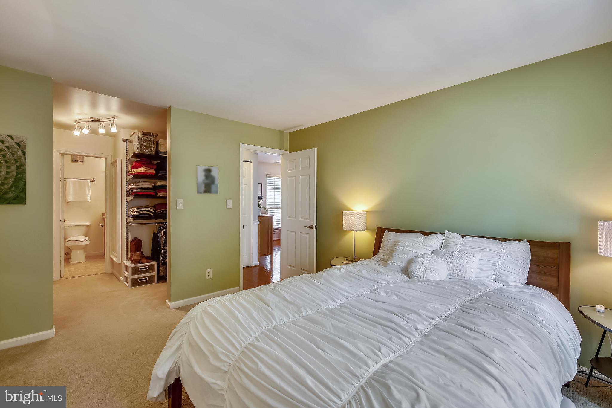 CARR AT PINECREST - Residential