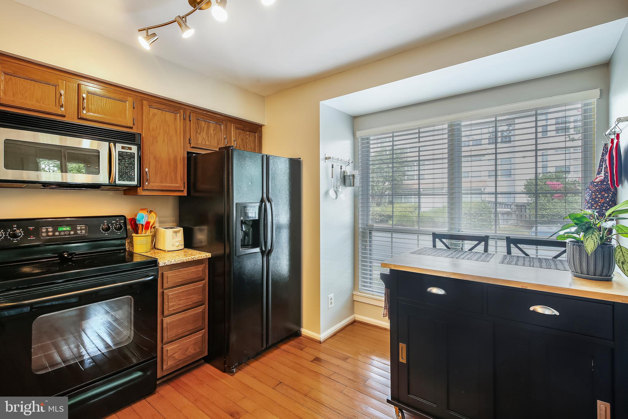 CARR AT PINECREST - Residential