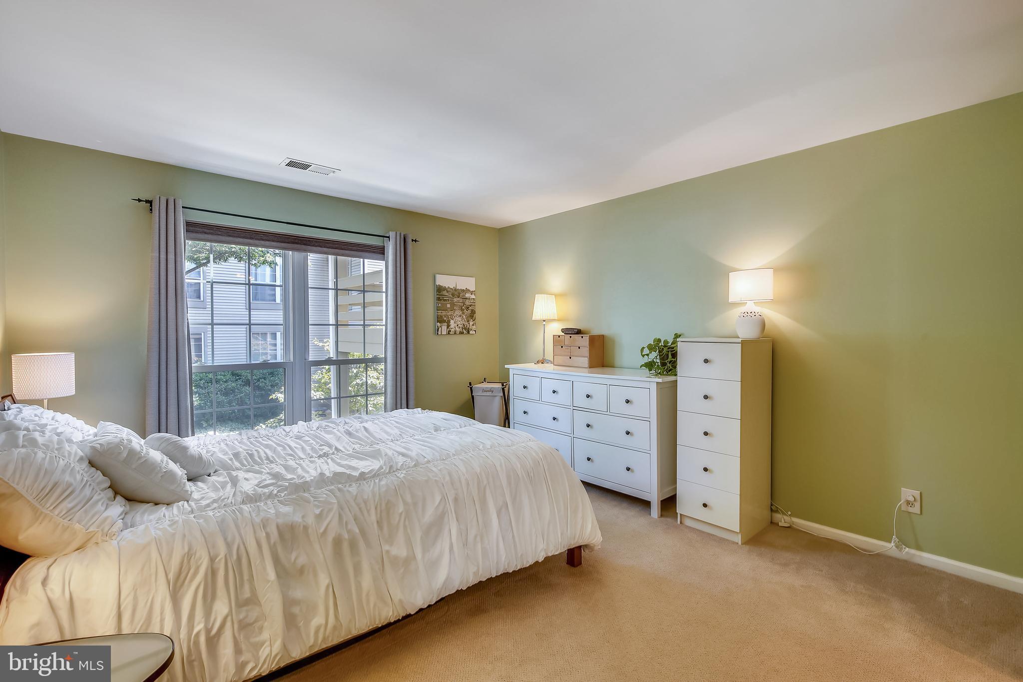 CARR AT PINECREST - Residential