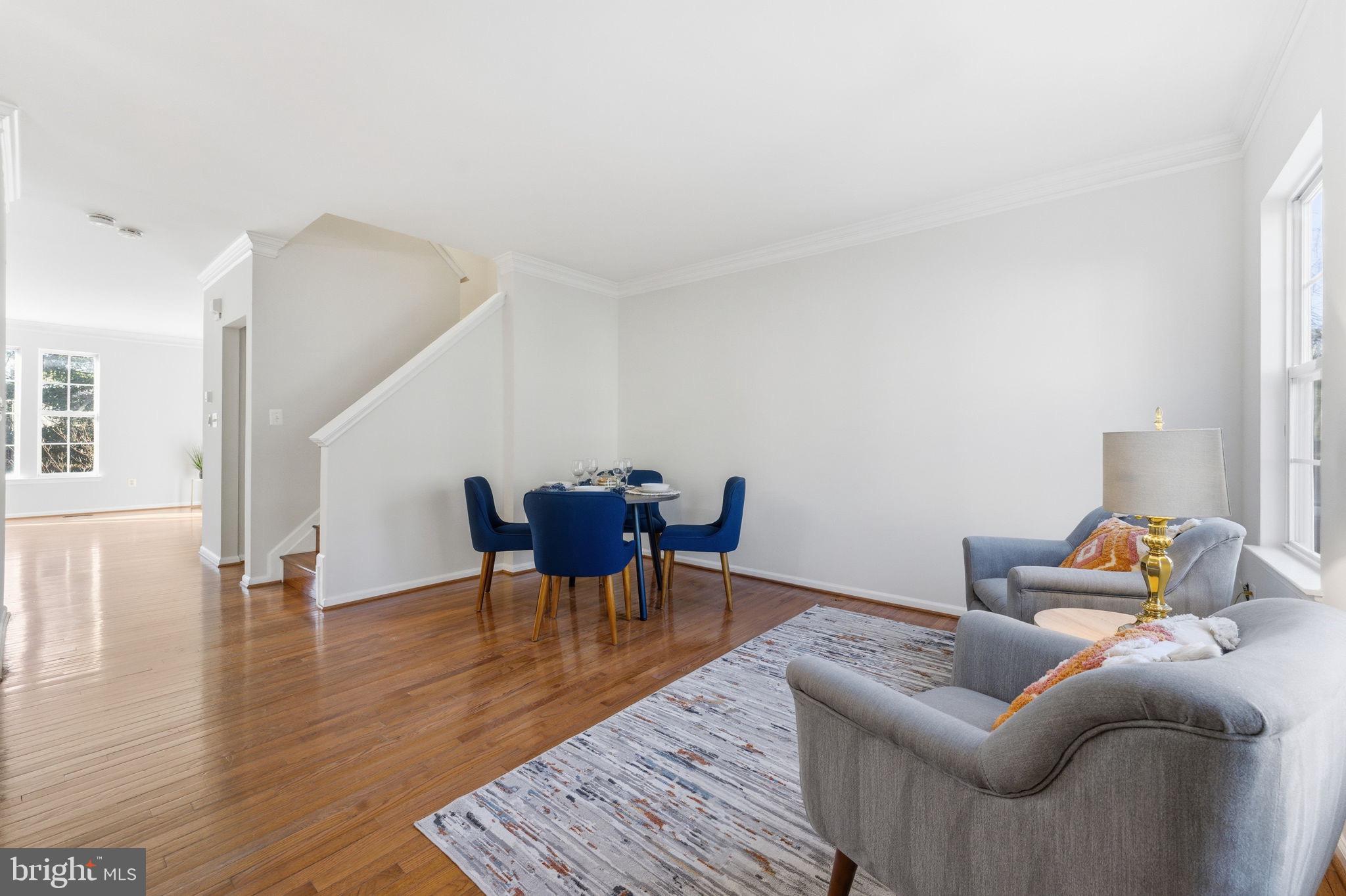 FAIR LAKES COURT - Residential