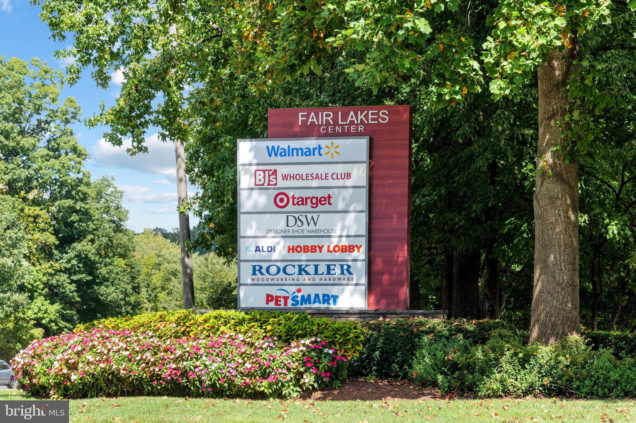 FAIR LAKES COURT - Residential