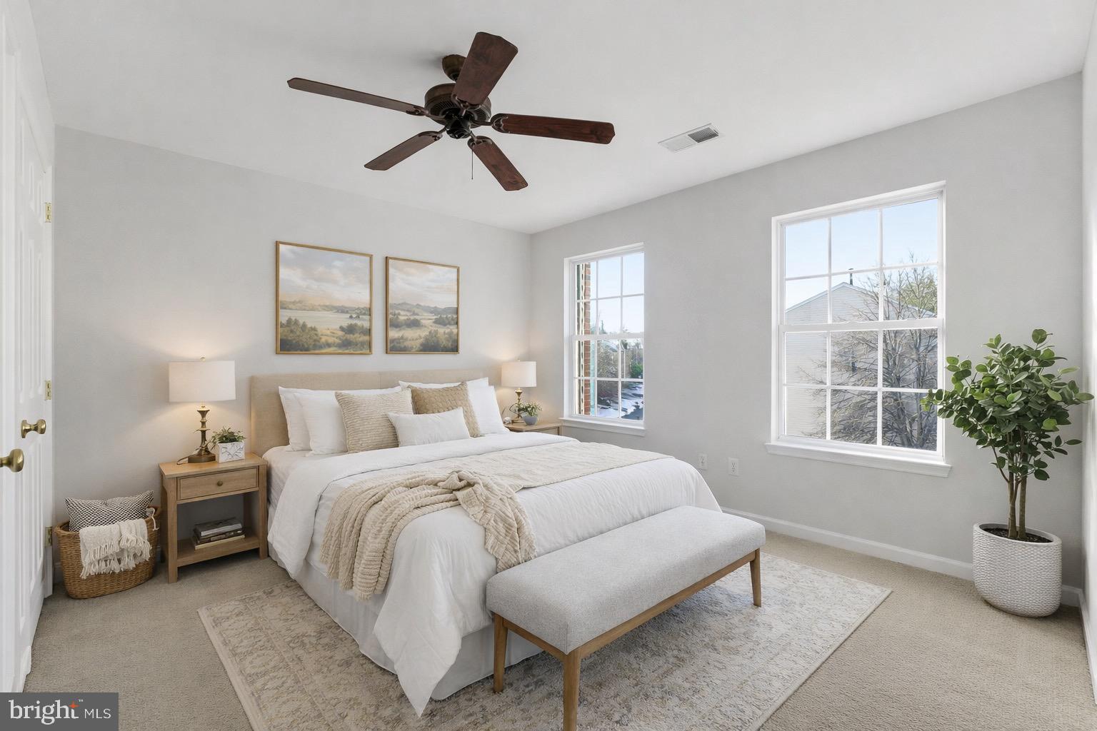 FAIR LAKES COURT - Residential