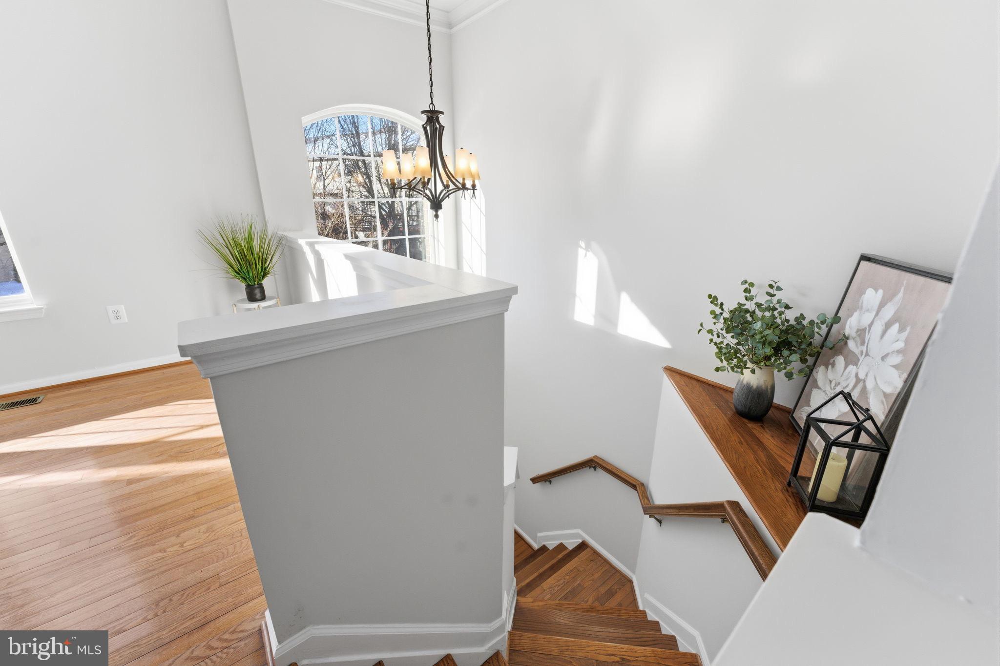 FAIR LAKES COURT - Residential