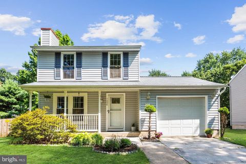 Photo of 7504 Brenish Drive, GAITHERSBURG, MD 20879 (MLS # MDMC2225834)