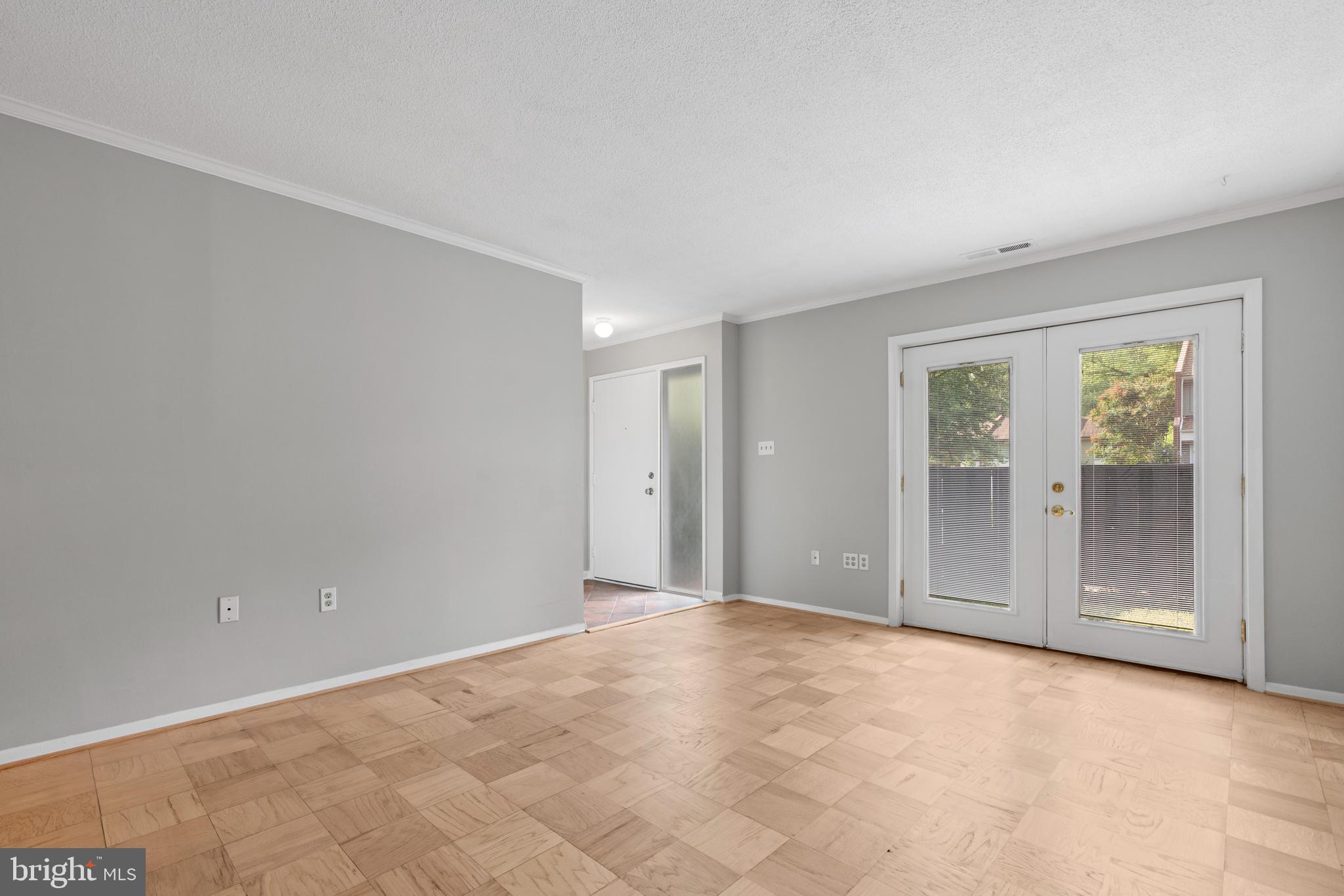 NORTHGATE SQUARE - Residential Lease