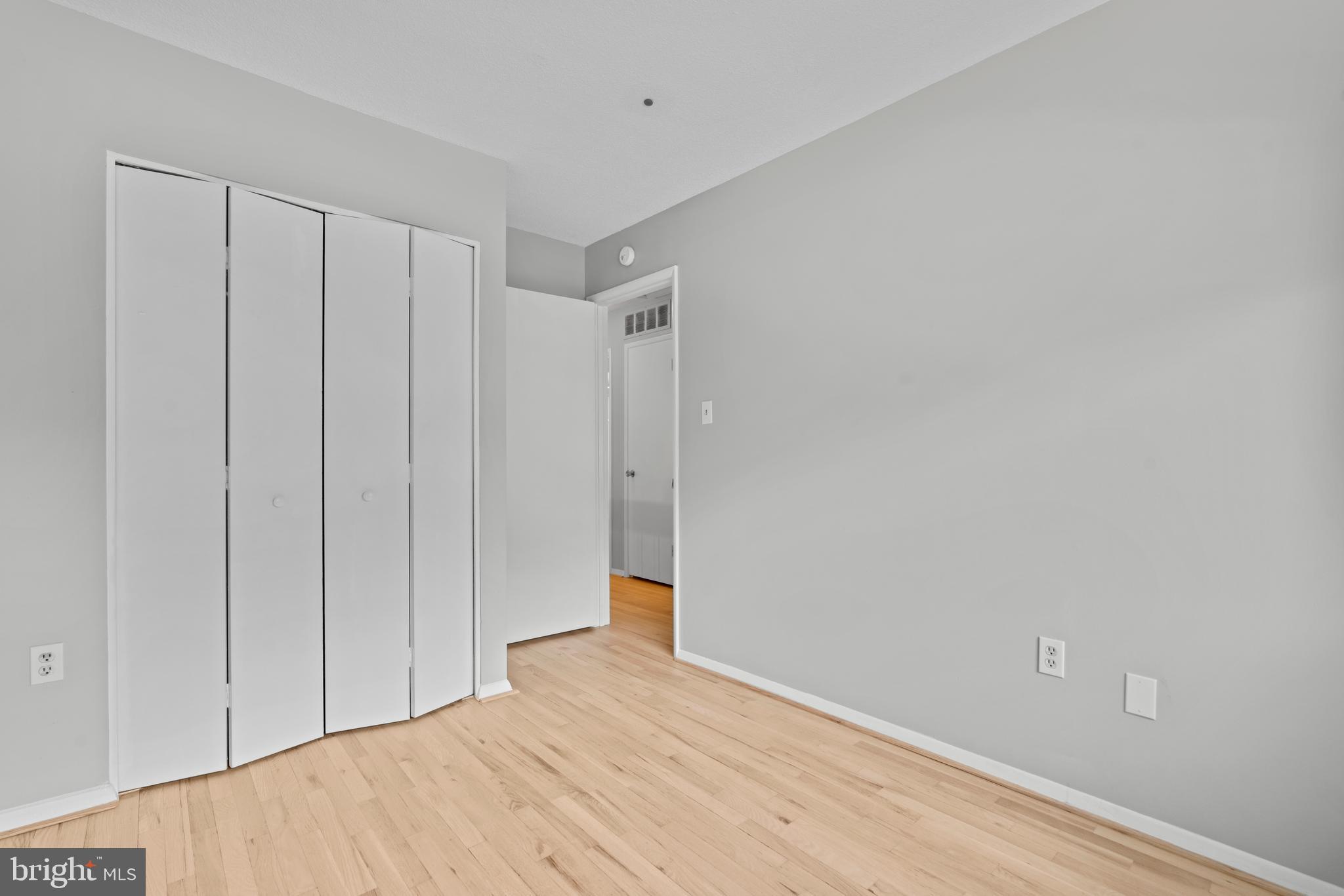 NORTHGATE SQUARE - Residential Lease