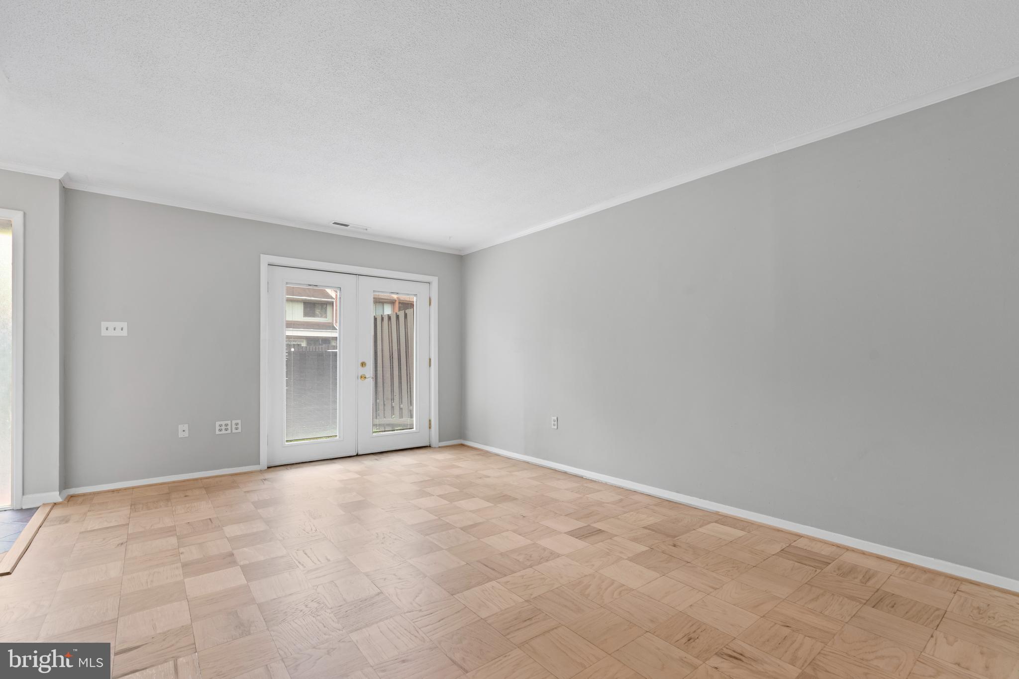 NORTHGATE SQUARE - Residential Lease