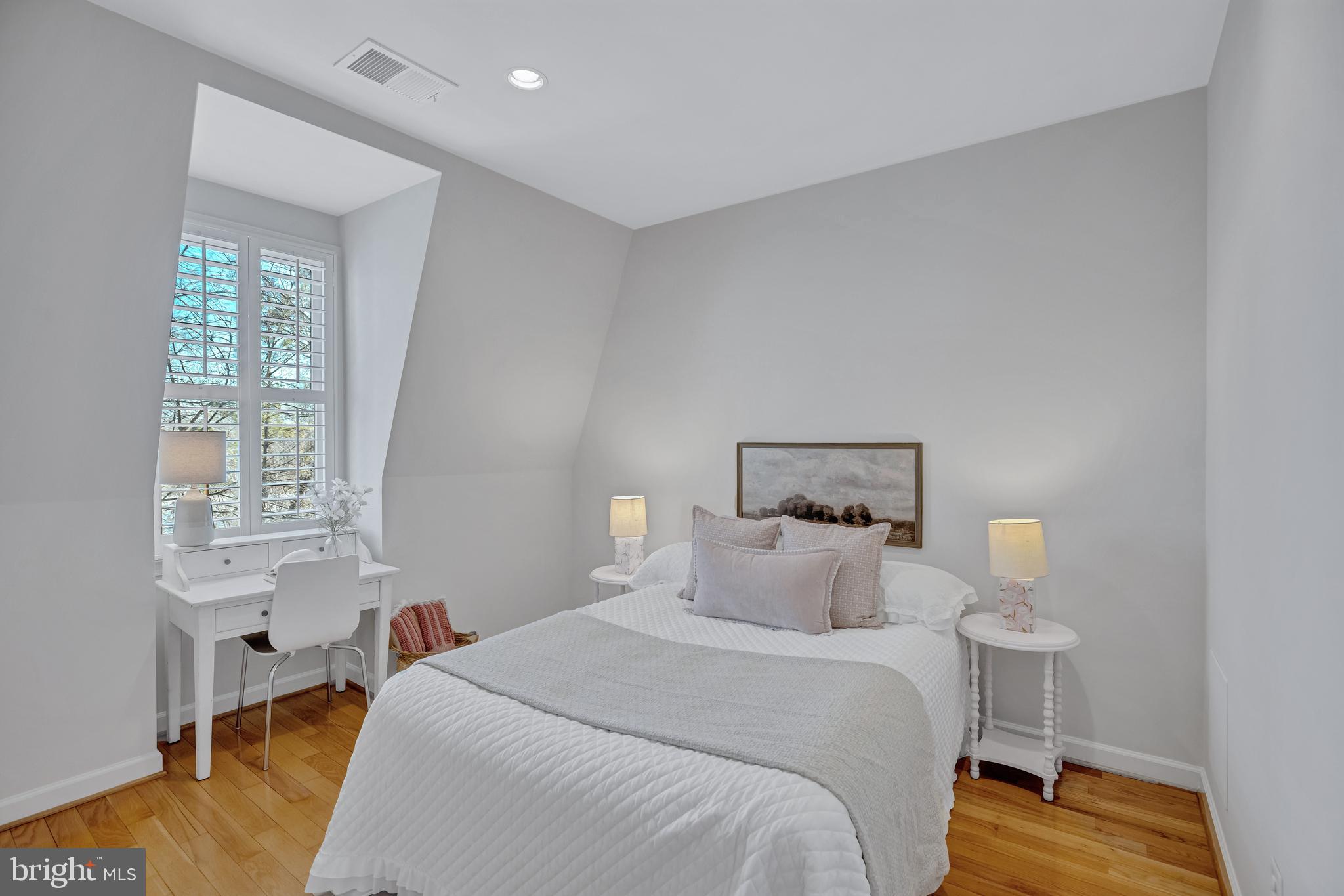 POTOMAC GREENS - Residential