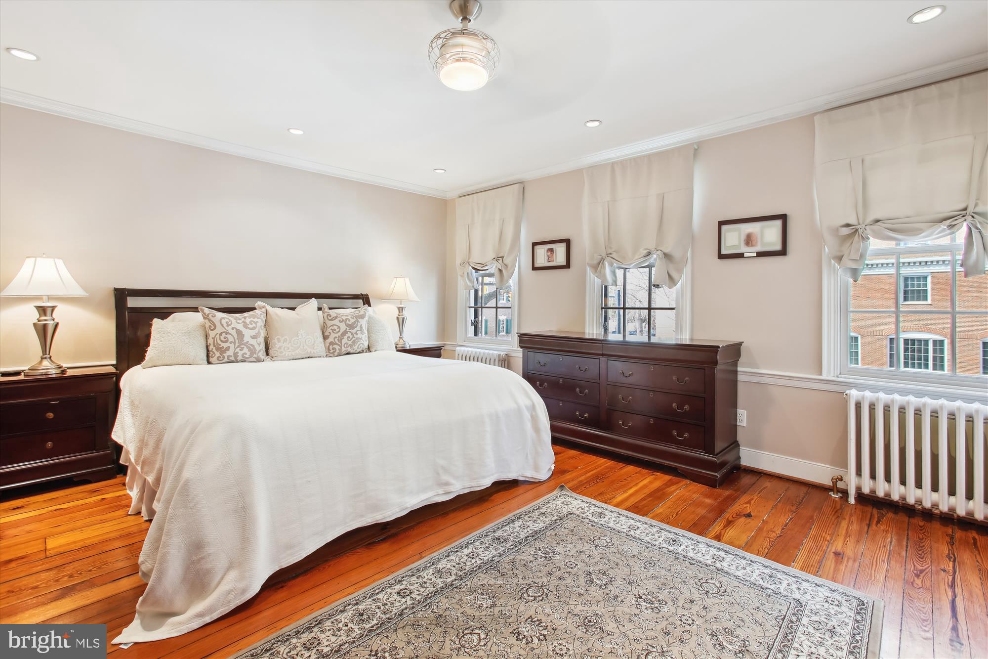 OLD TOWN ALEXANDRIA - Residential