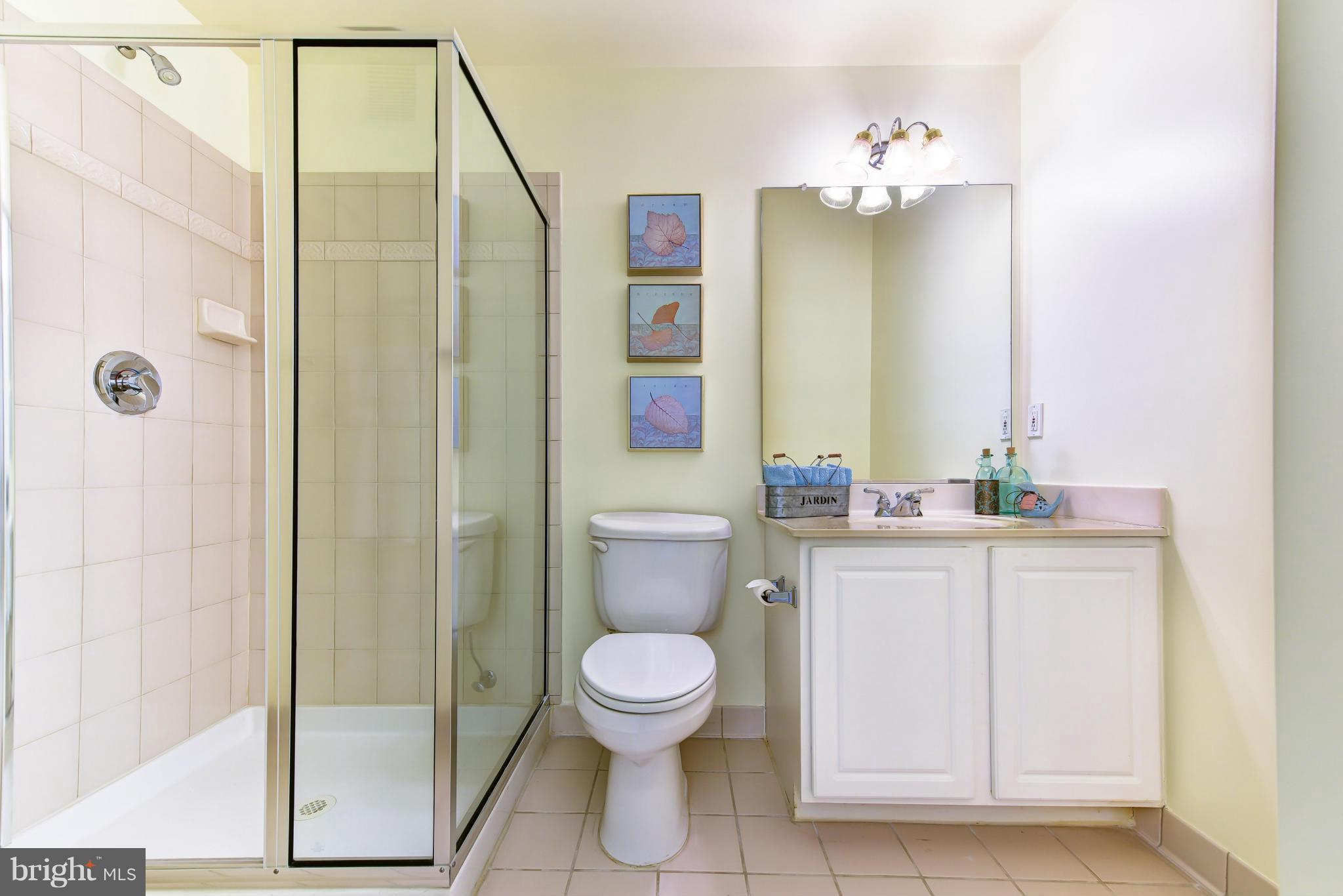 PROVIDENCE SQUARE - Residential