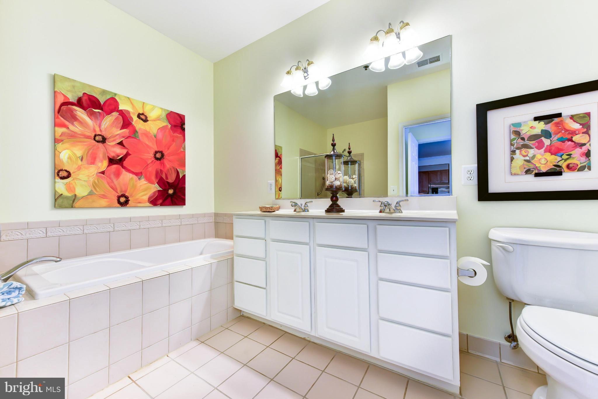 PROVIDENCE SQUARE - Residential