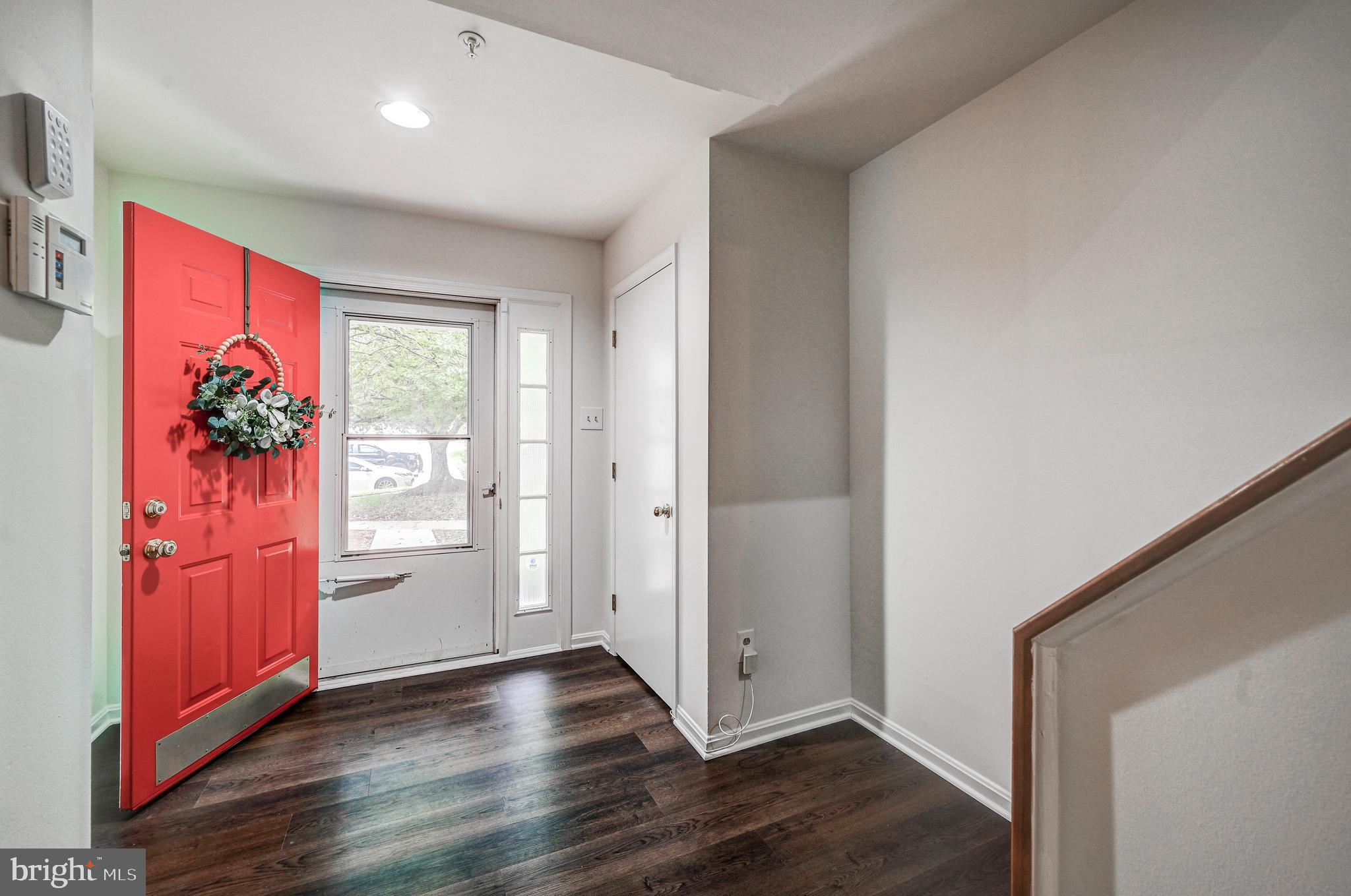 CLARY'S FOREST - Residential Lease