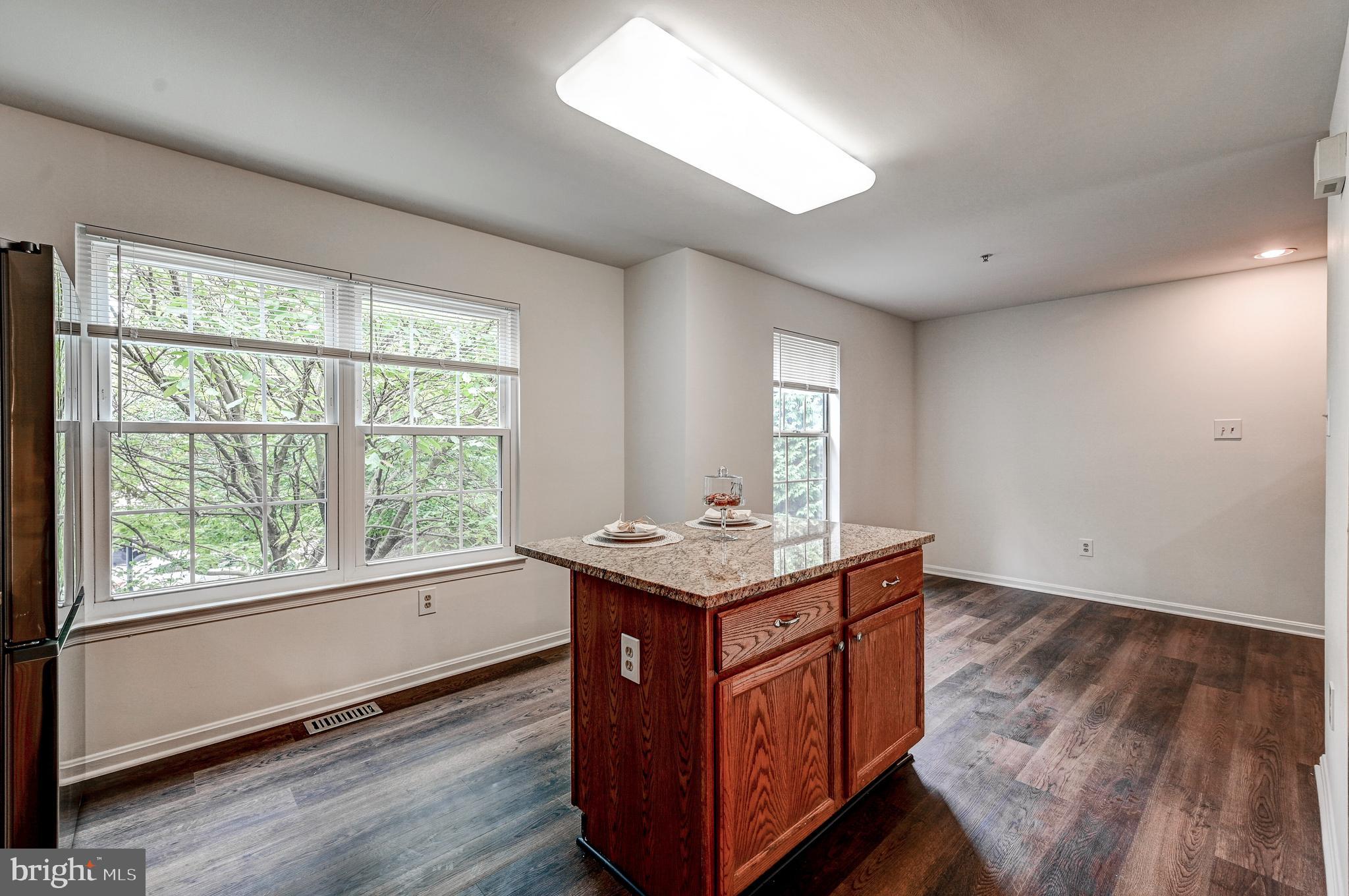 CLARY'S FOREST - Residential Lease