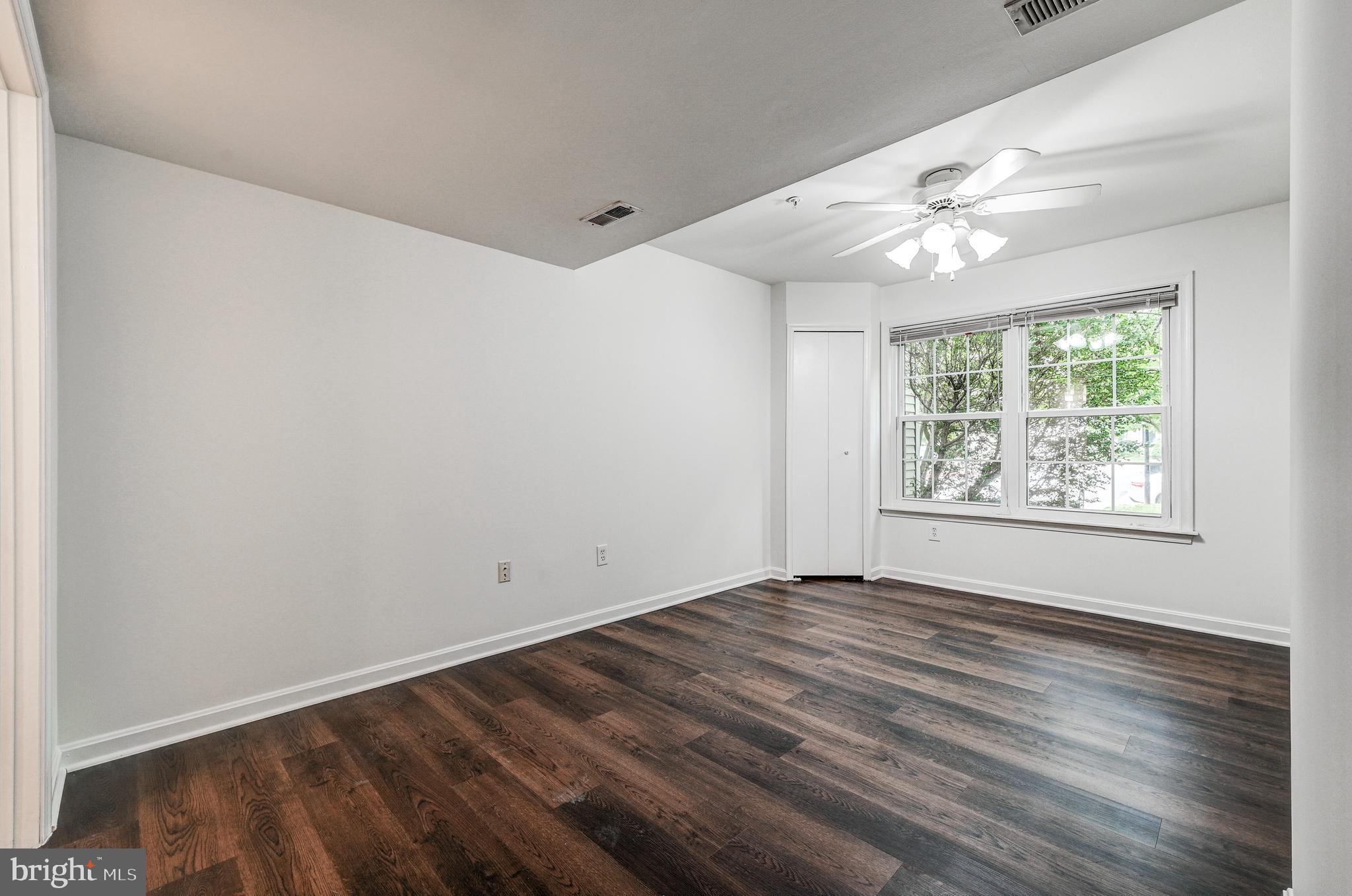 CLARY'S FOREST - Residential Lease