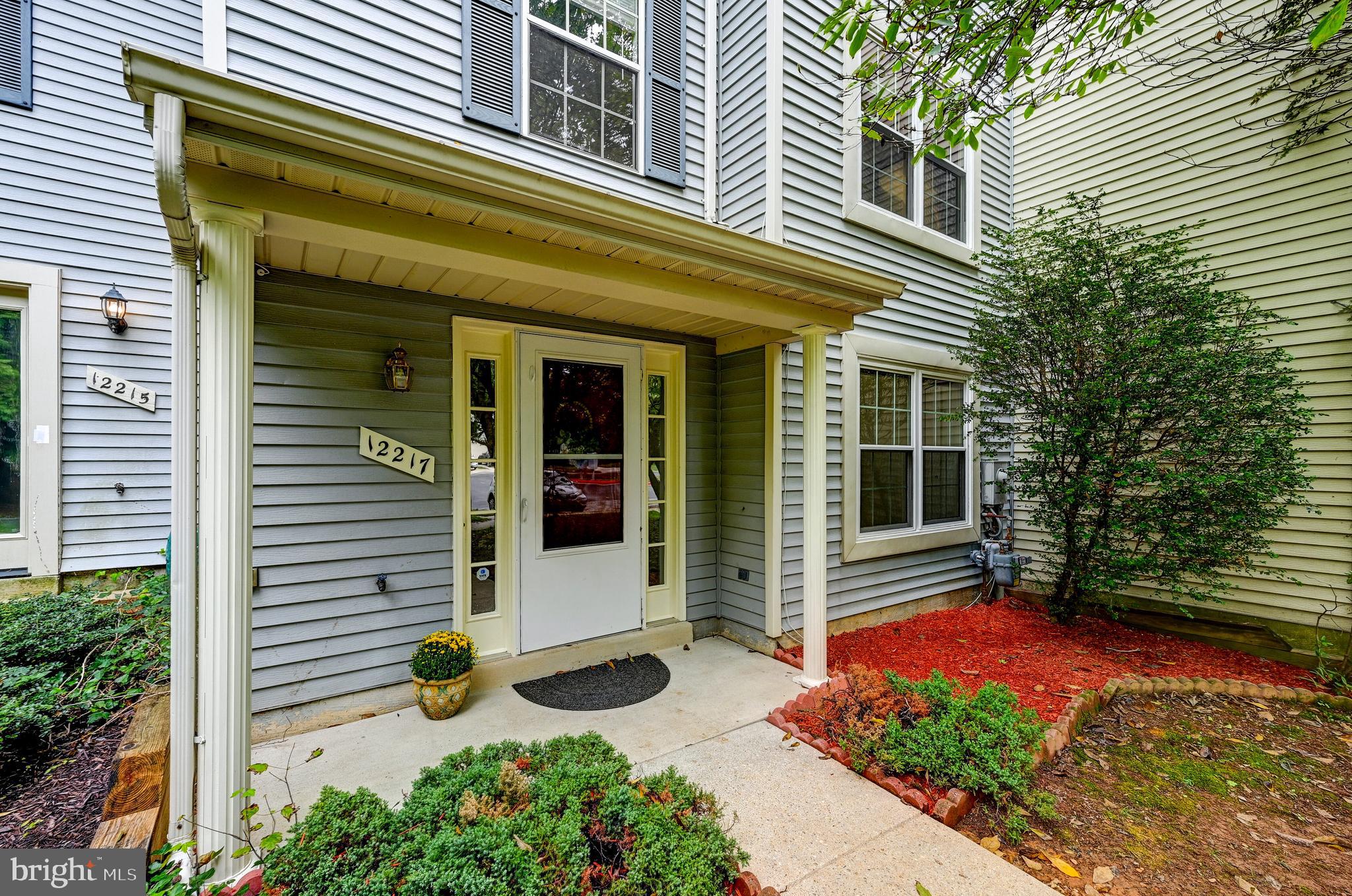 CLARY'S FOREST - Residential Lease