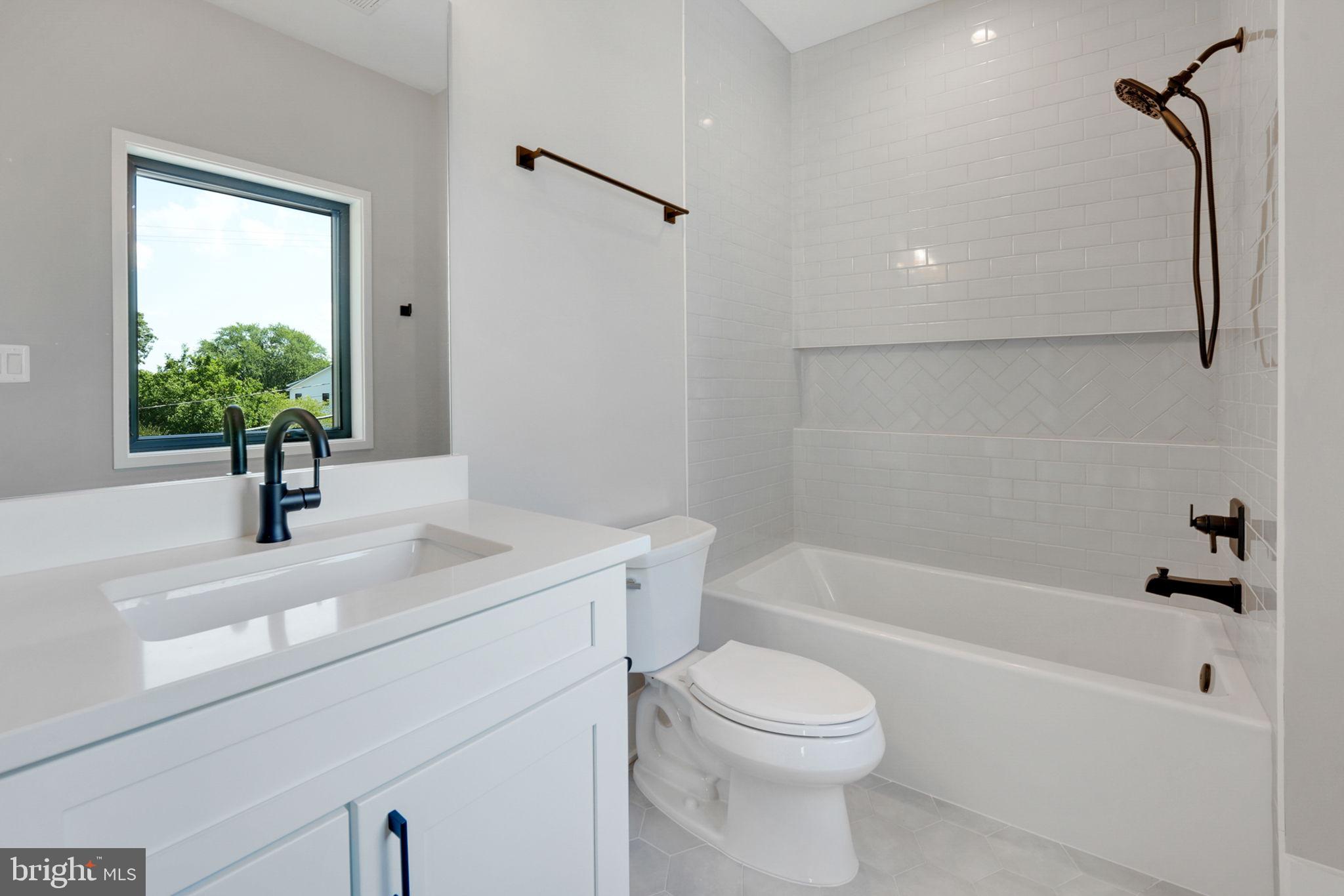 CHAIN BRIDGE FOREST - Residential