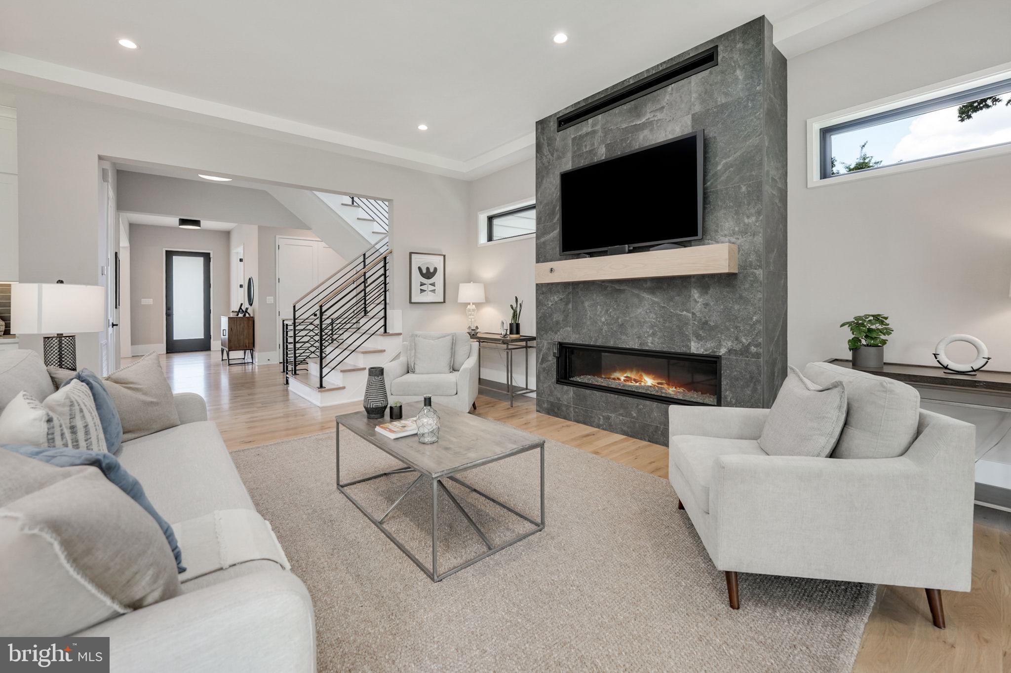 CHAIN BRIDGE FOREST - Residential