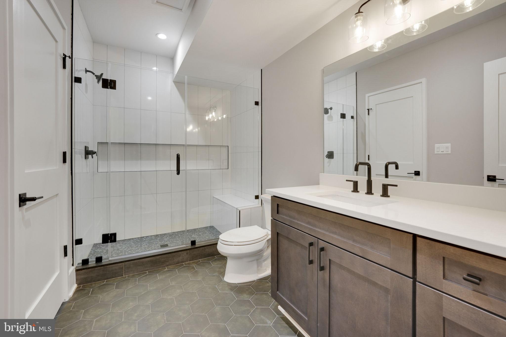 CHAIN BRIDGE FOREST - Residential