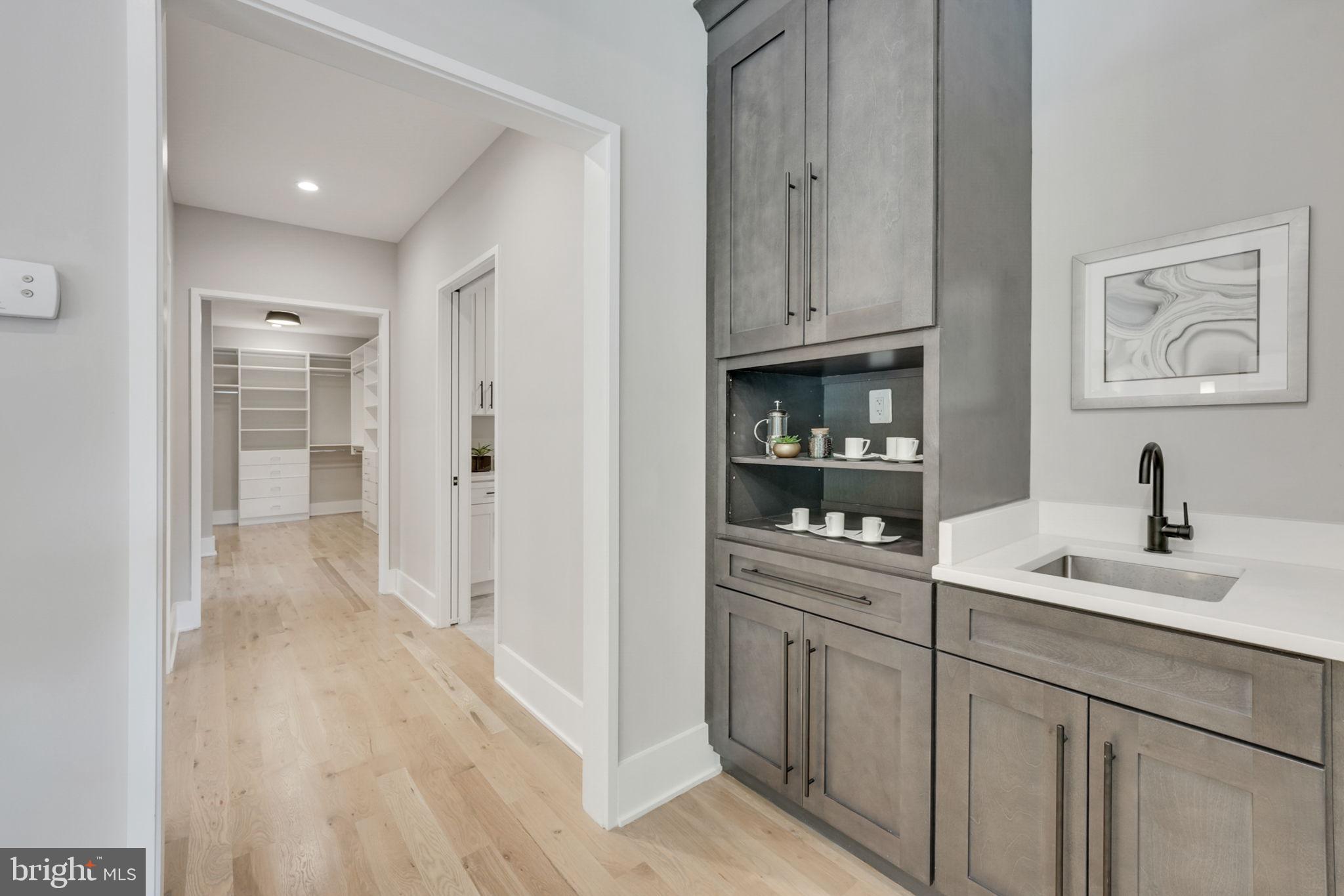 CHAIN BRIDGE FOREST - Residential