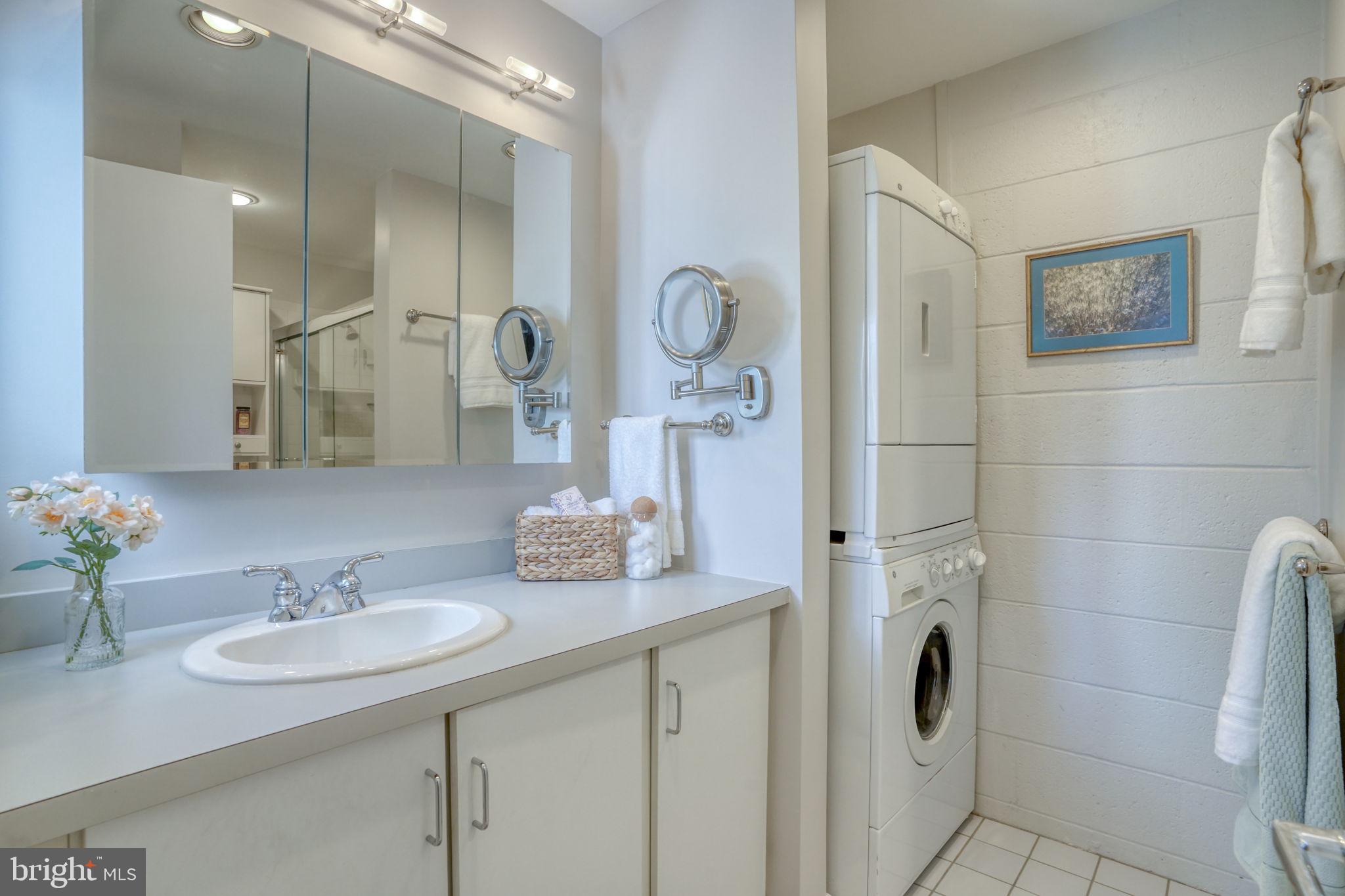 NEWBOLD SQUARE - Residential