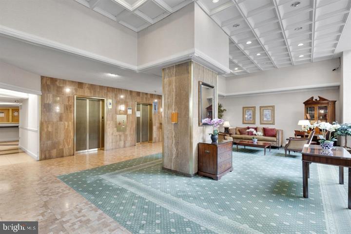 FRIENDSHIP HEIGHTS - Residential Lease