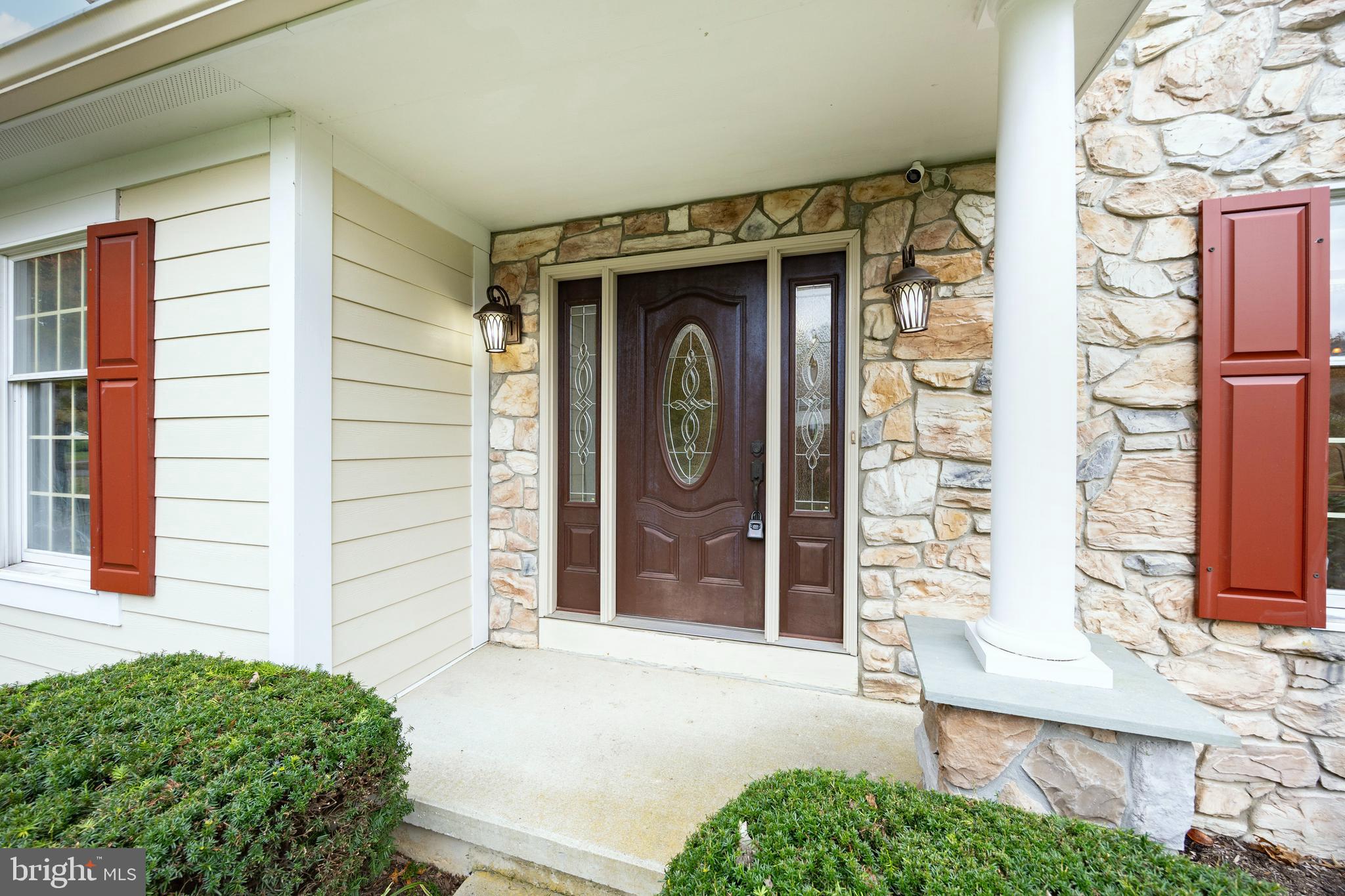 100 BROOKHOLLOW DRIVE