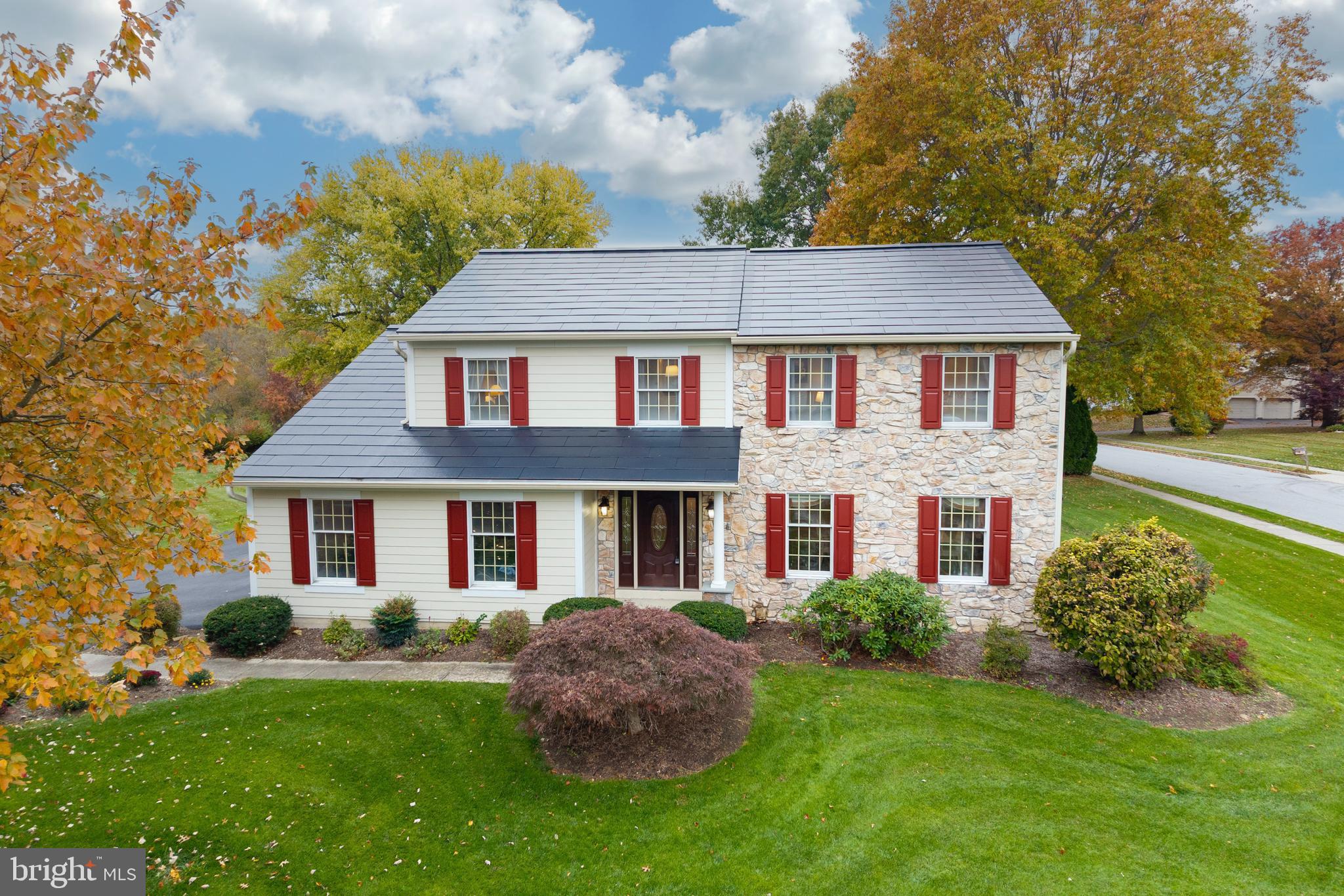 100 BROOKHOLLOW DRIVE