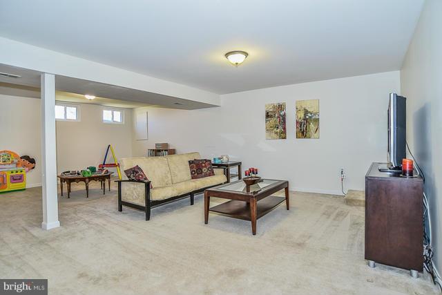 CROSSPOINTE - Residential