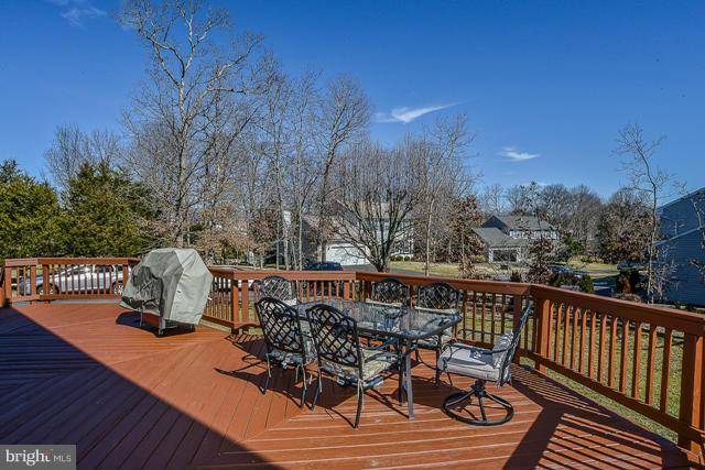 CROSSPOINTE - Residential